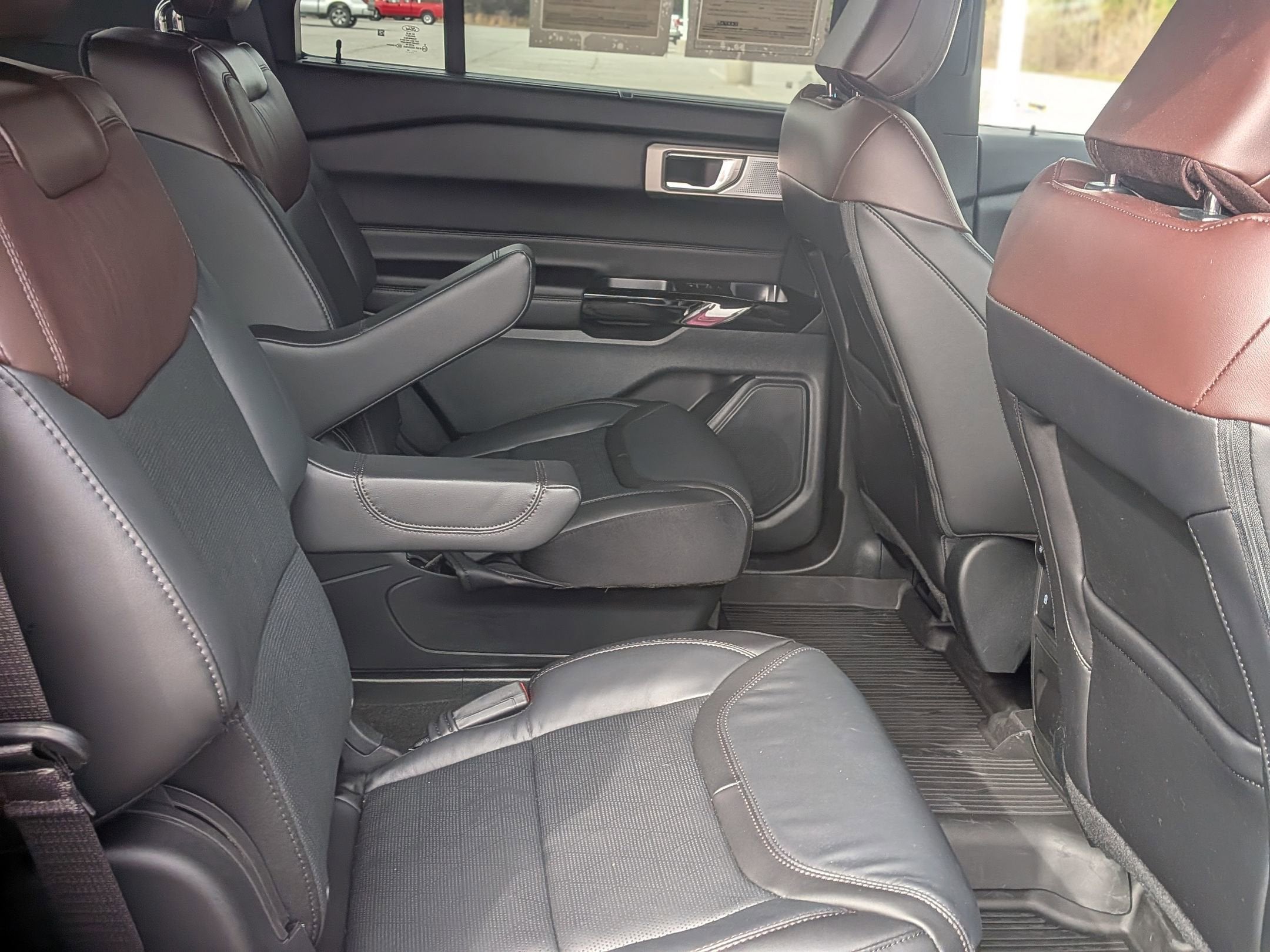 2024 Ford Explorer Platinum