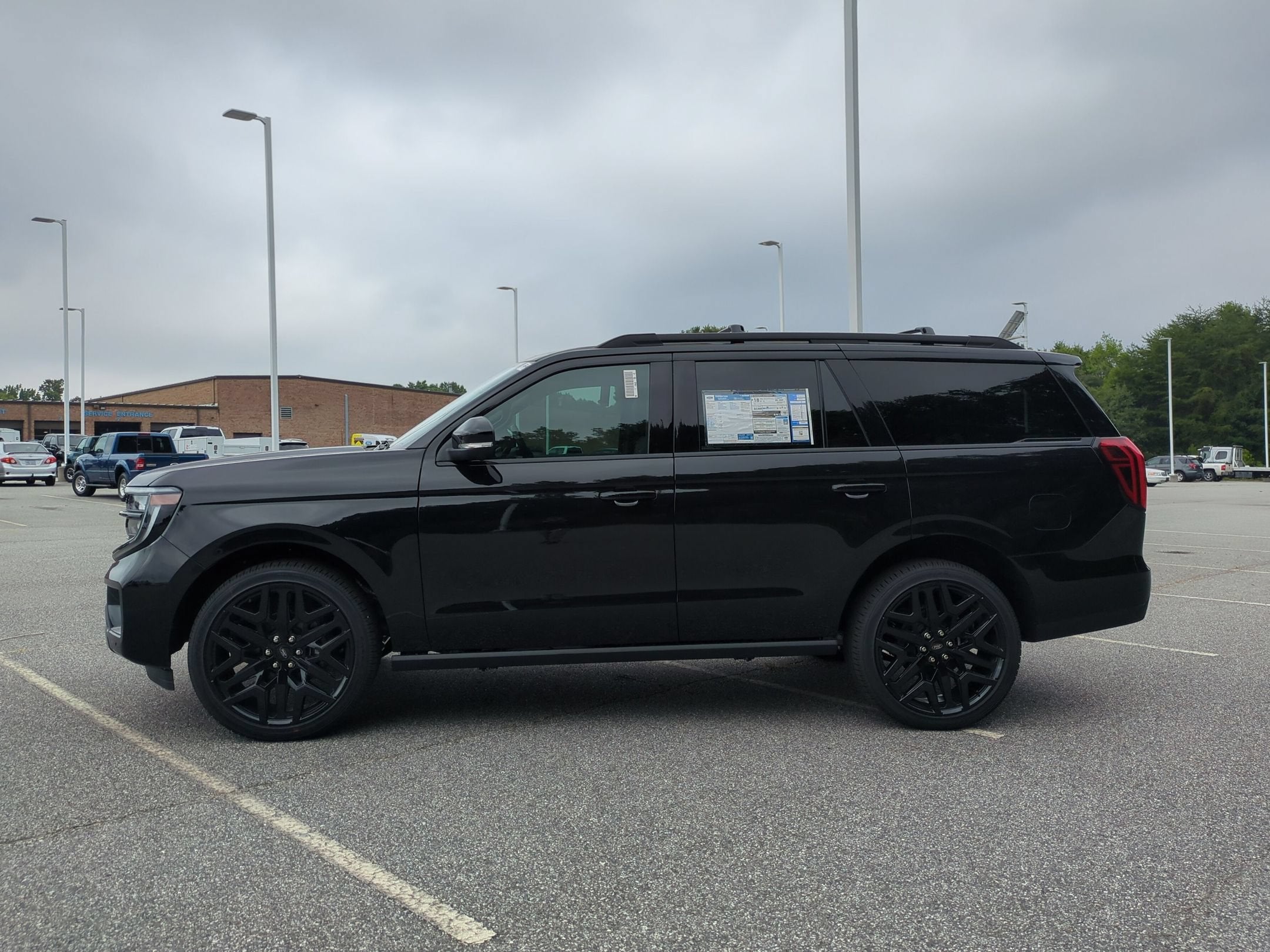 2027 Ford Expedition Platinum