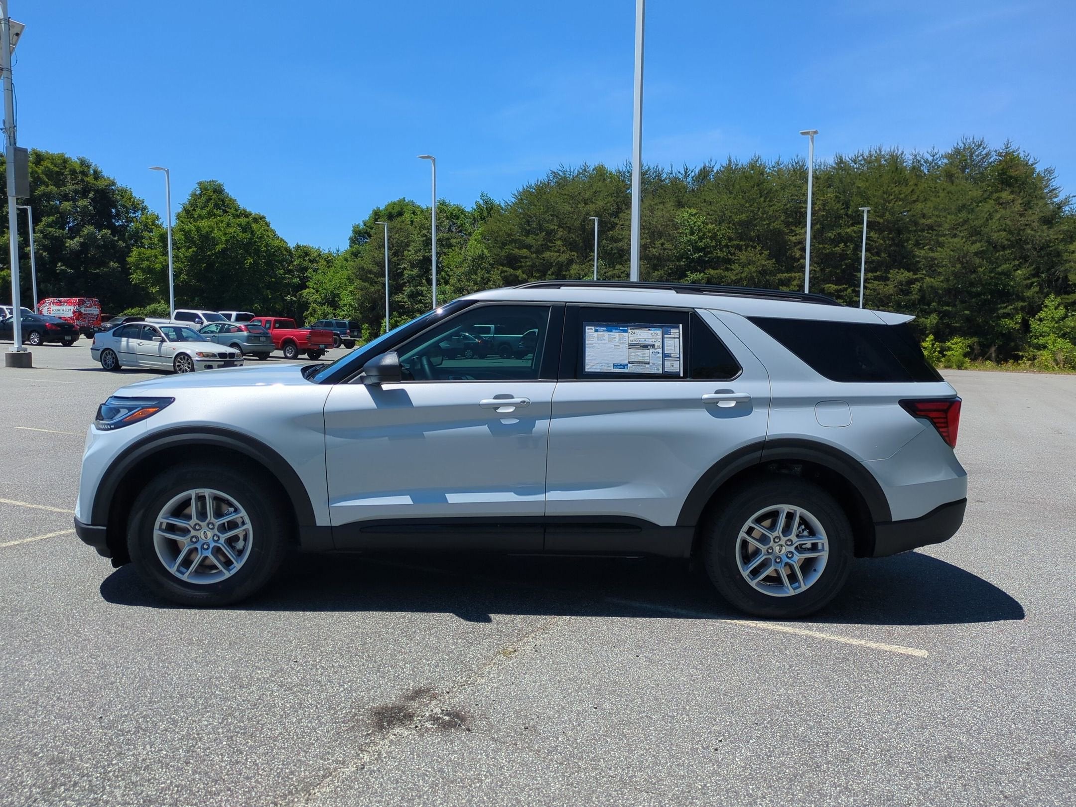 2026 Ford Explorer Active w/200A Pkg