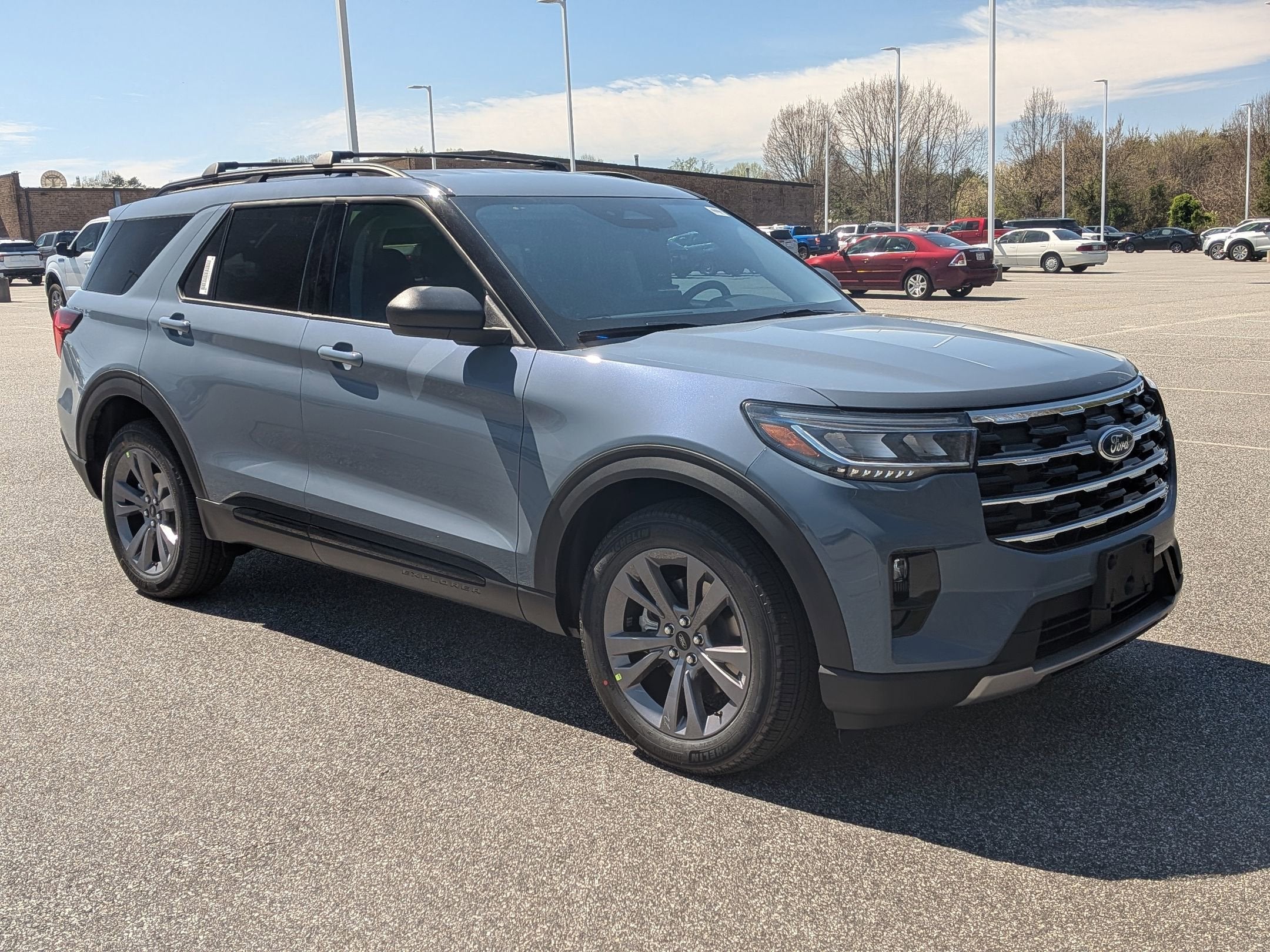 2026 Ford Explorer Active w/200A Pkg