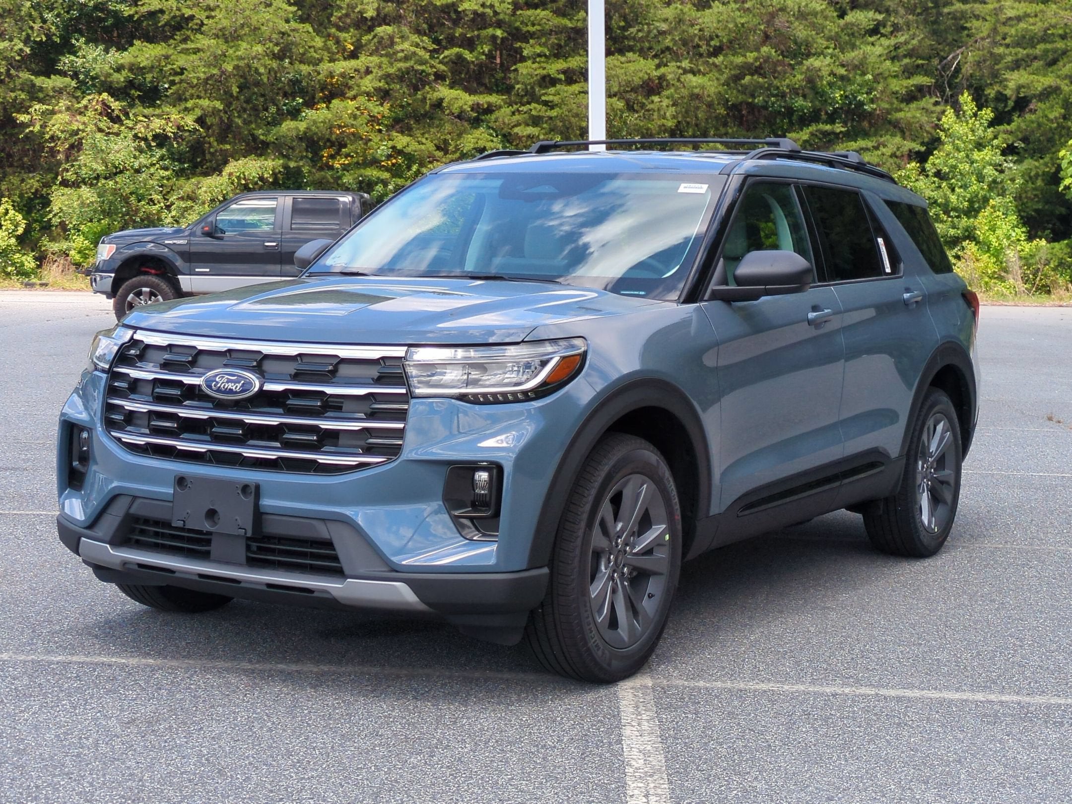 2026 Ford Explorer Active w/200A Pkg