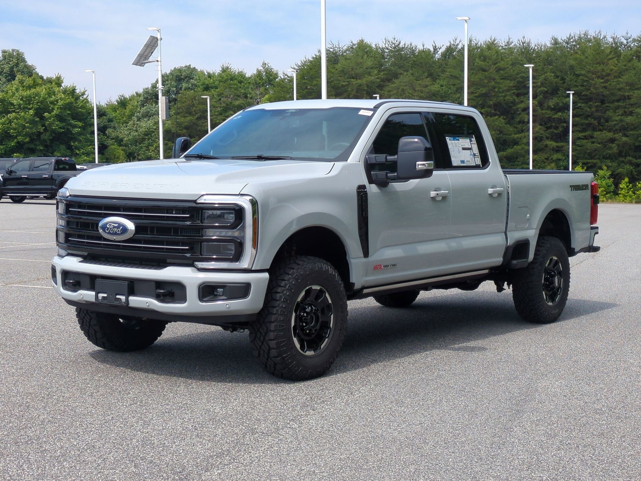 2026 Ford Super Duty F-250 SRW Platinum Tremor