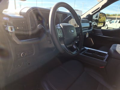 2027 Ford Super Duty F-250 SRW Platinum
