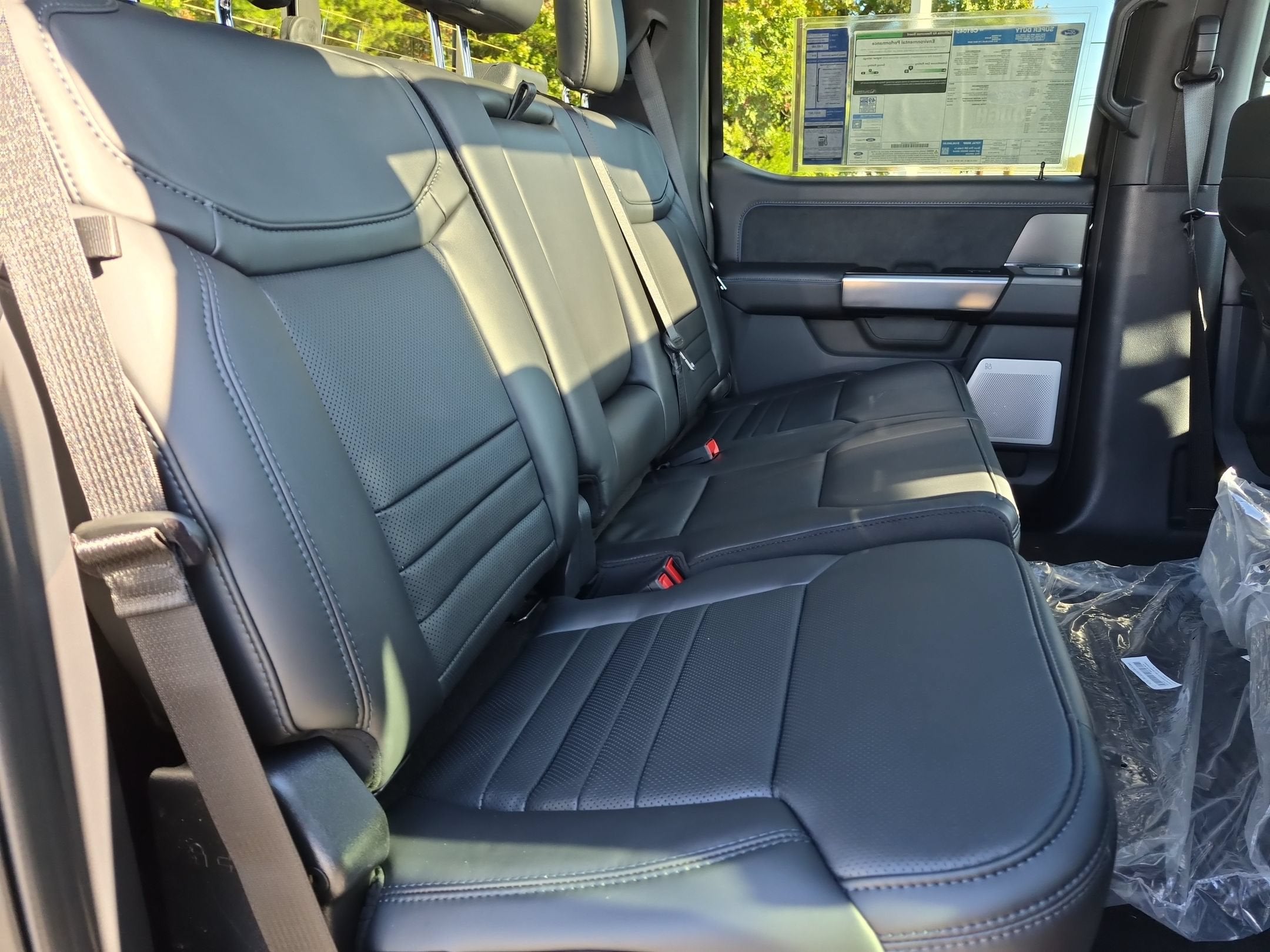 2027 Ford Super Duty F-250 SRW Platinum