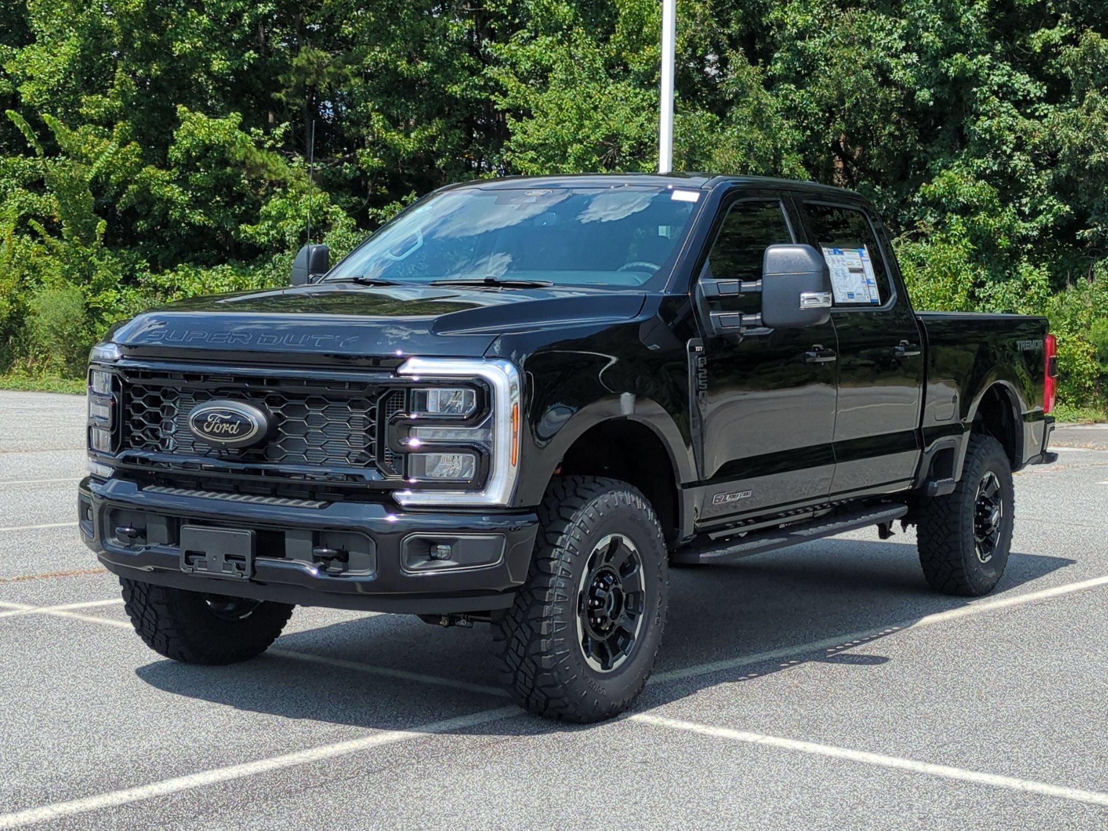 2026 Ford Super Duty F-250 SRW XLT Tremor