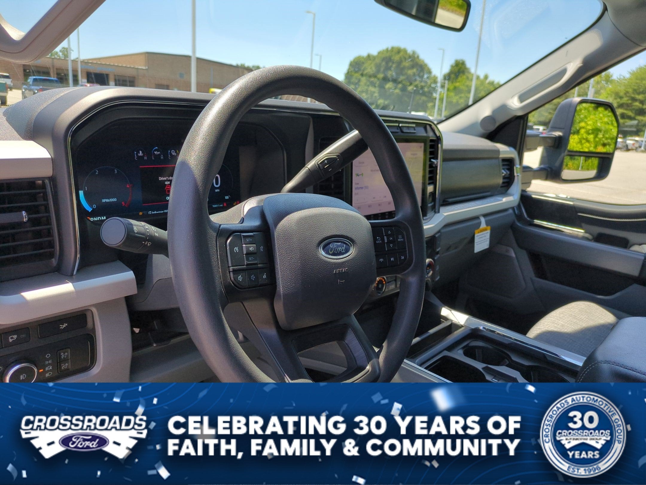2024 Ford Super Duty F-350 SRW XLT