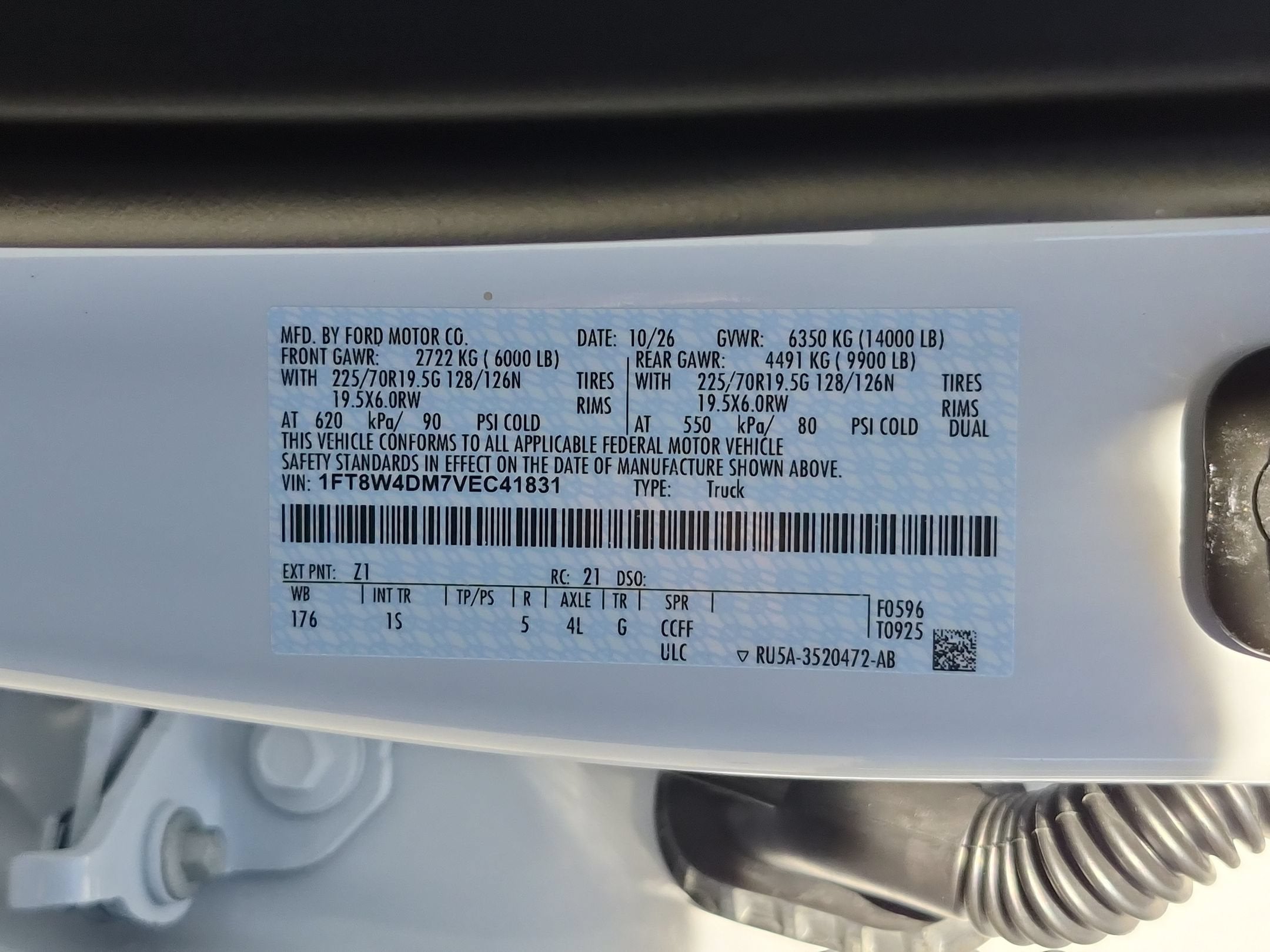 2027 Ford Super Duty F-450 DRW XL