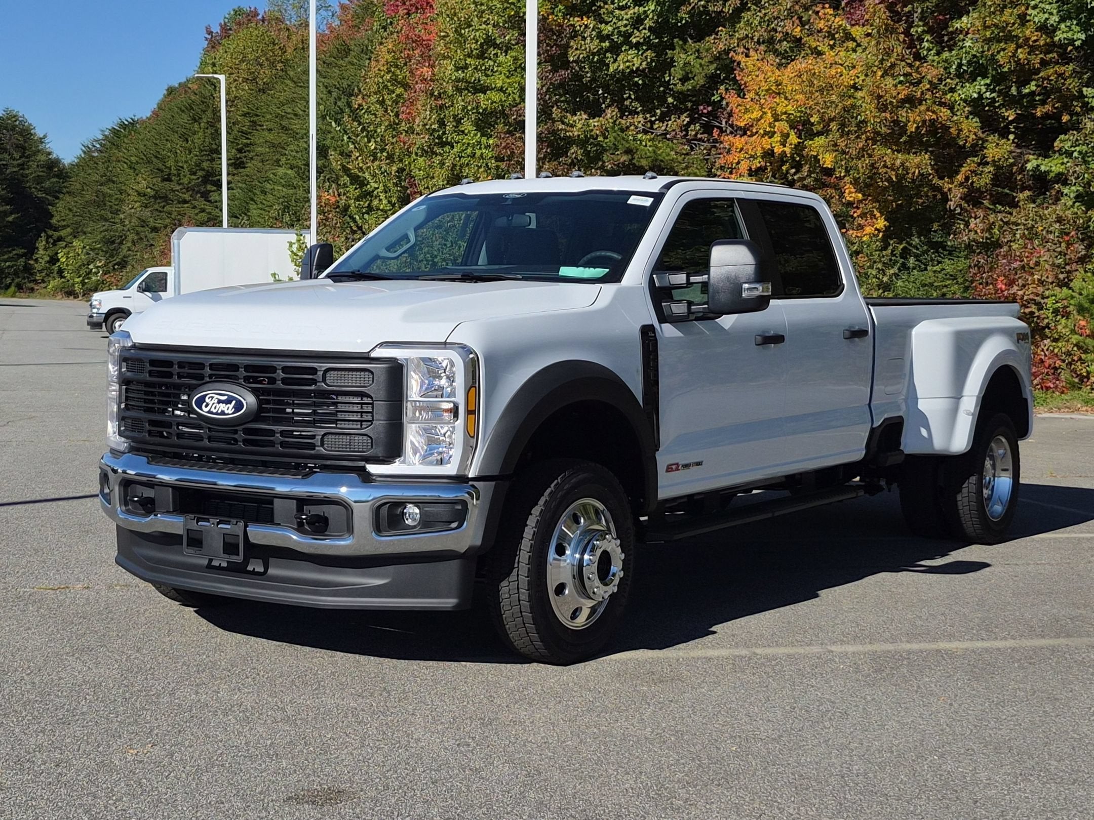 2027 Ford Super Duty F-450 DRW XL