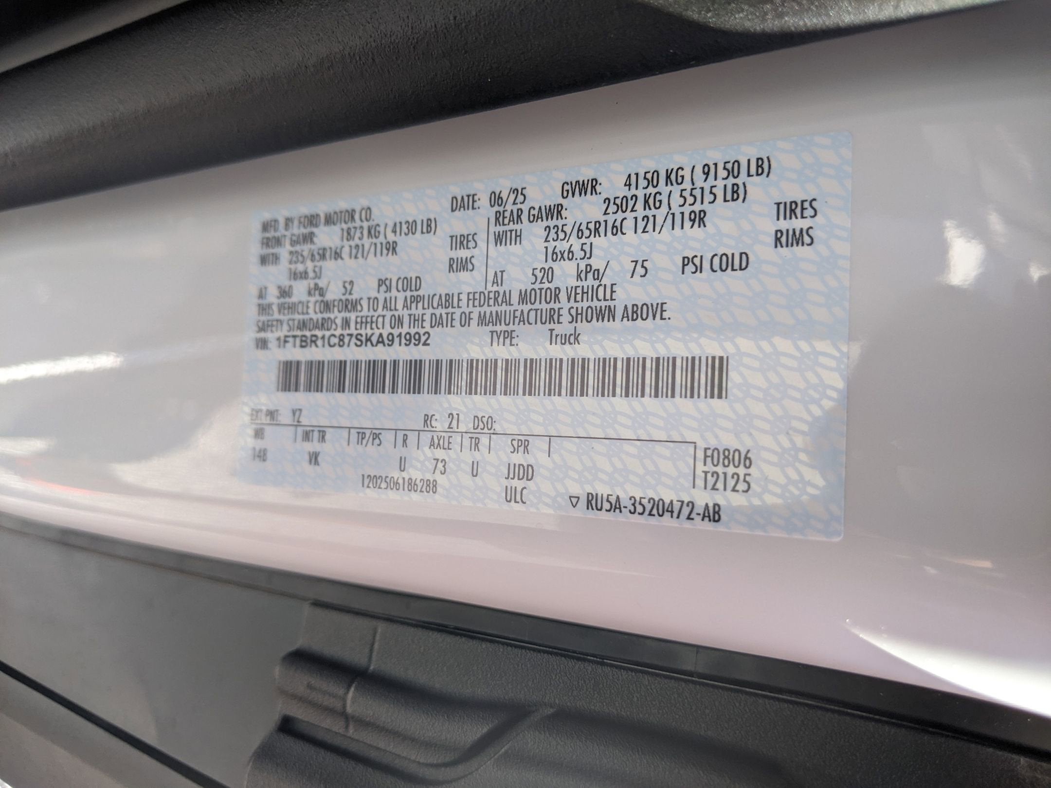 2025 Ford Transit Cargo Van Base