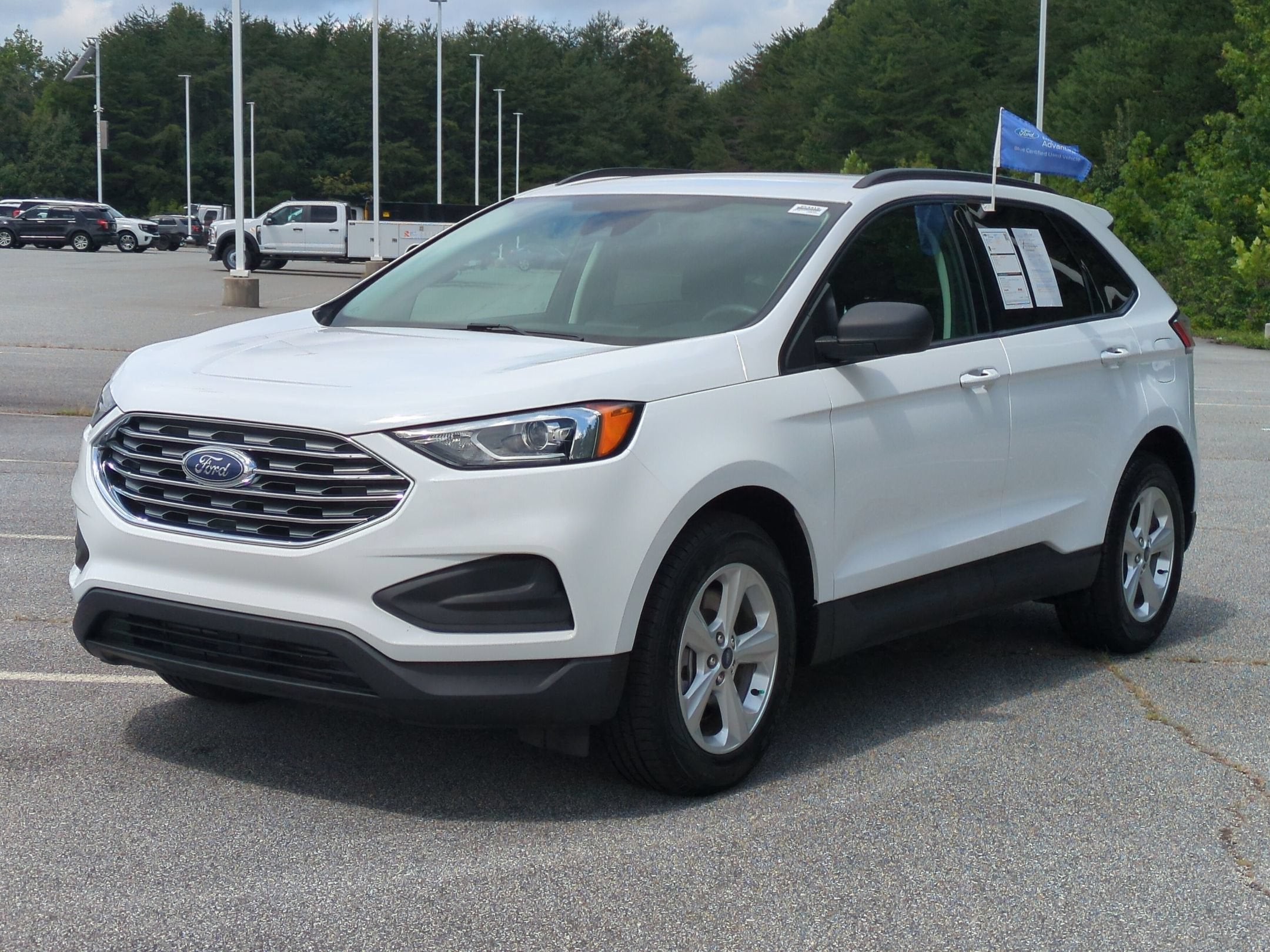 2022 Ford Edge SE