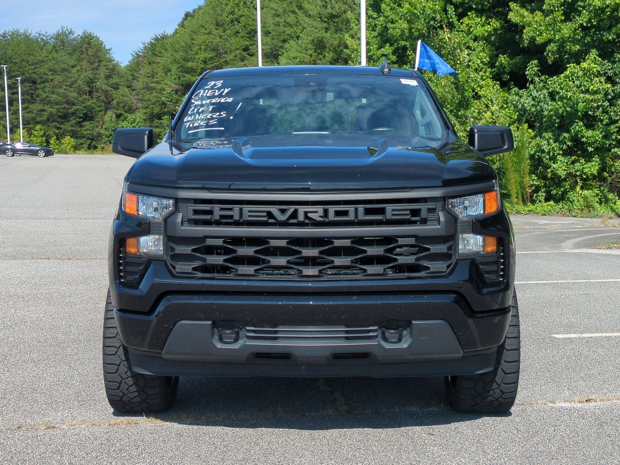 2023 Chevrolet Silverado 1500 Custom