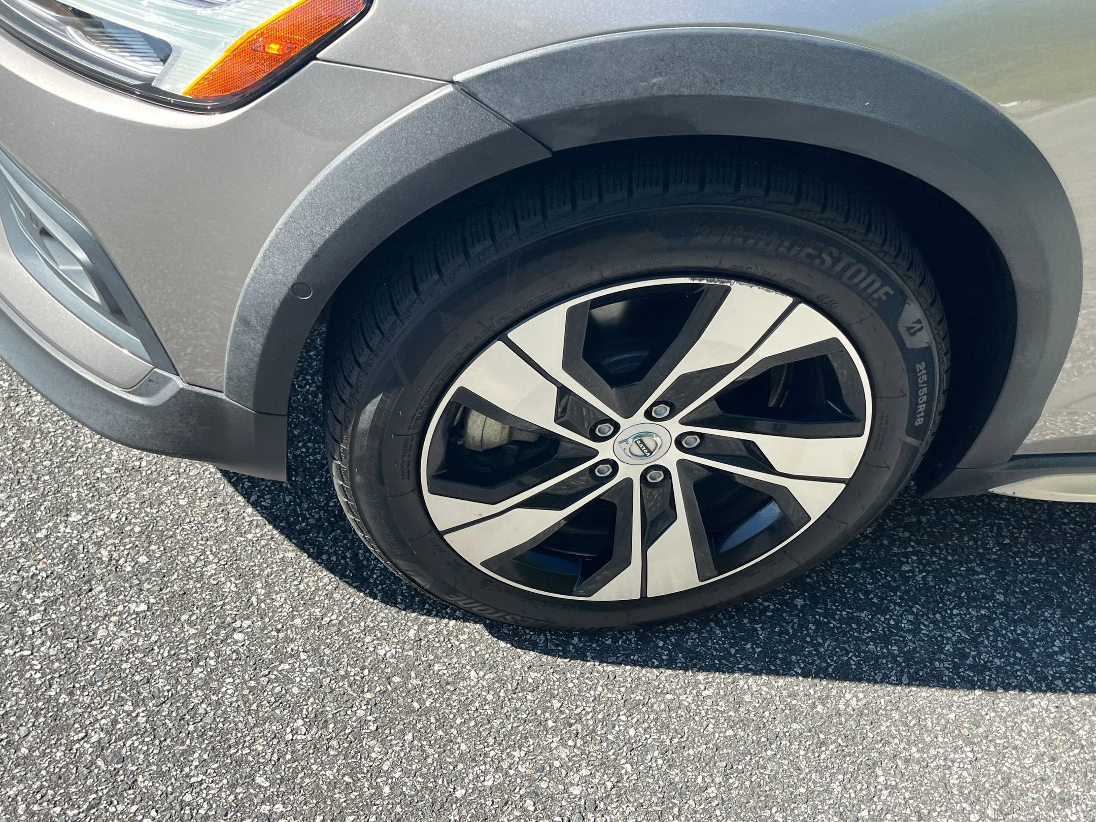 2021 Volvo V60 Cross Country T5