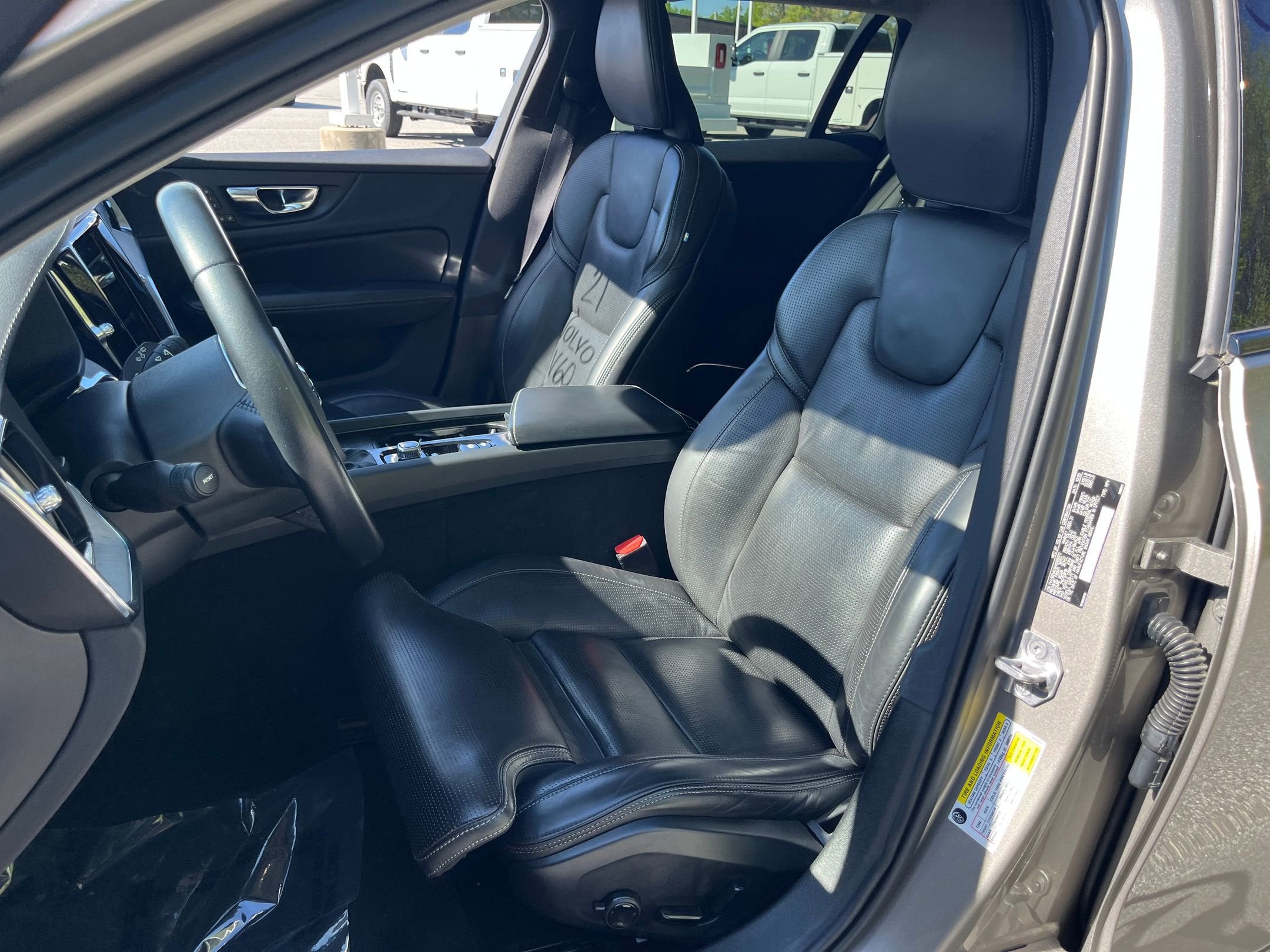 2021 Volvo V60 Cross Country T5