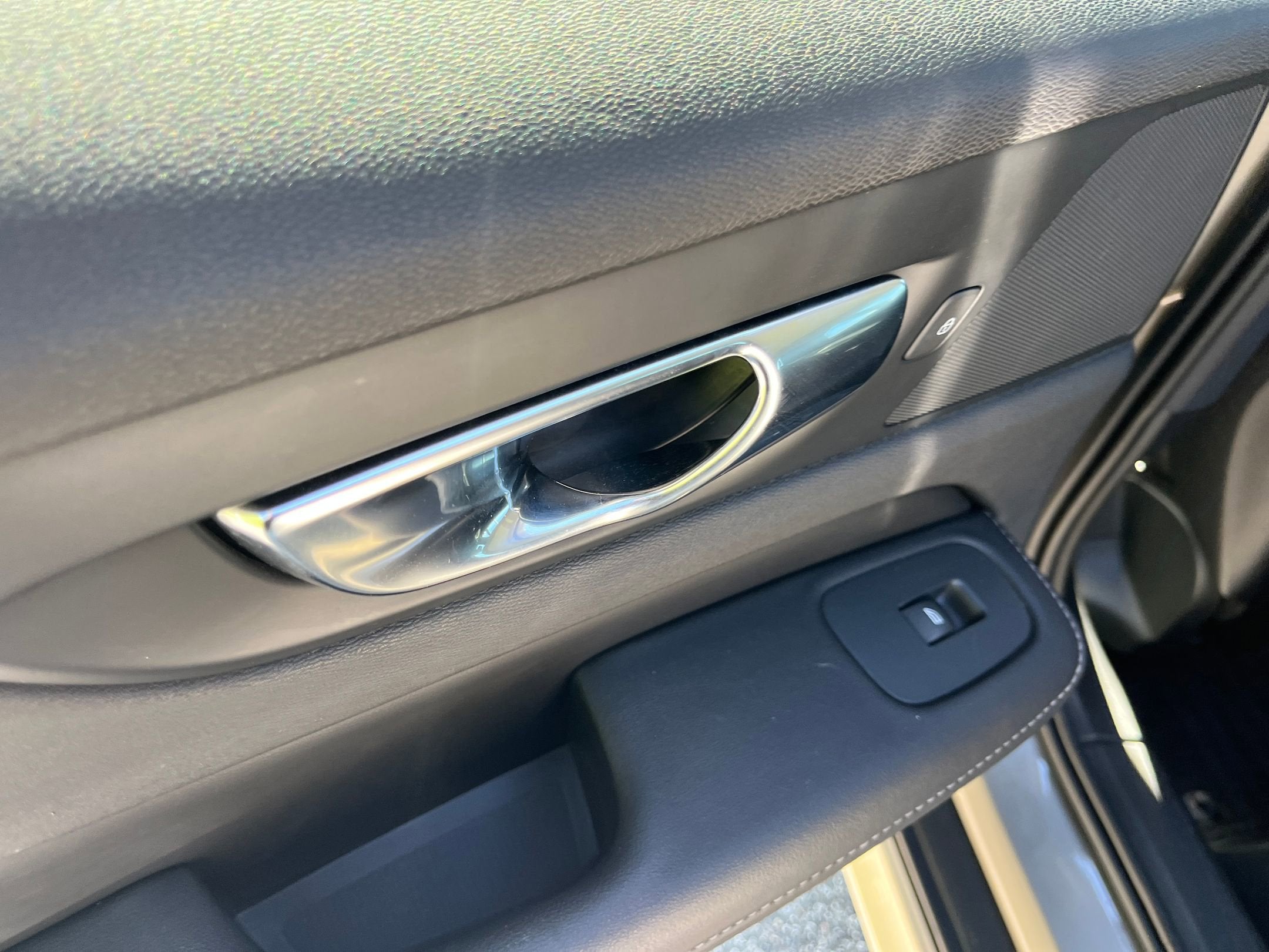 2021 Volvo V60 Cross Country T5