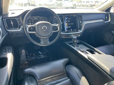 2021 Volvo V60 Cross Country T5