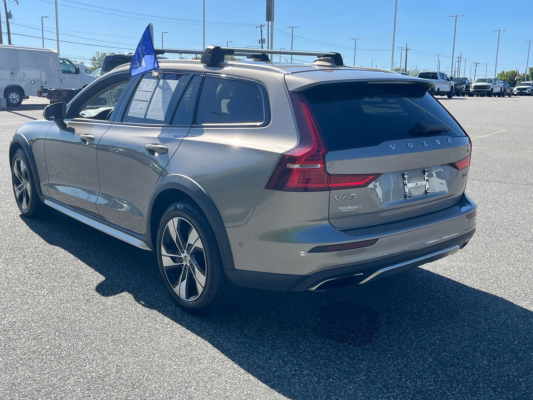 2021 Volvo V60 Cross Country T5