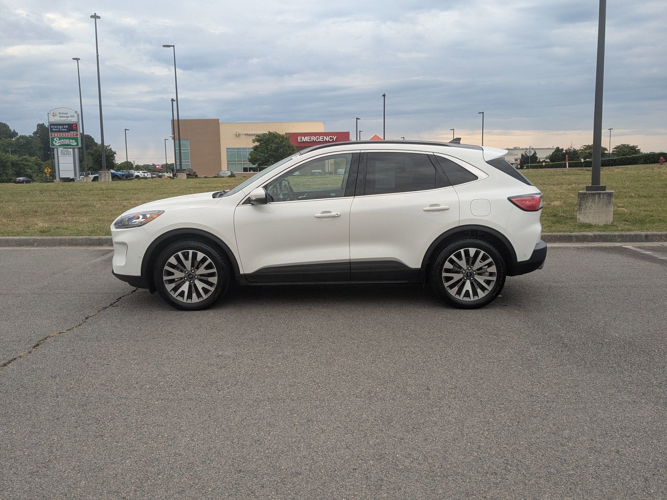 2020 Ford Escape Titanium