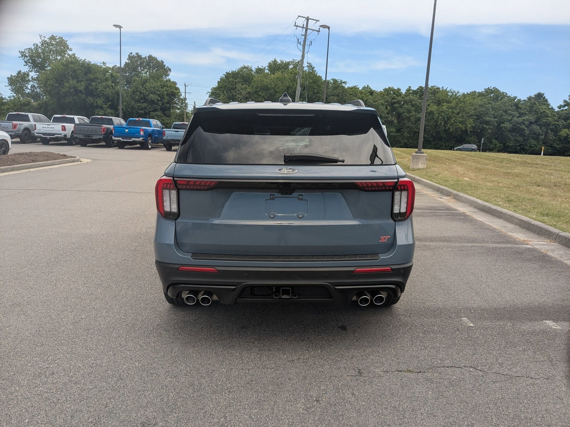 2025 Ford Explorer ST
