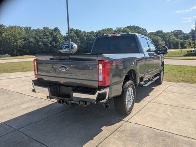 2026 Ford Super Duty F-250 SRW XLT