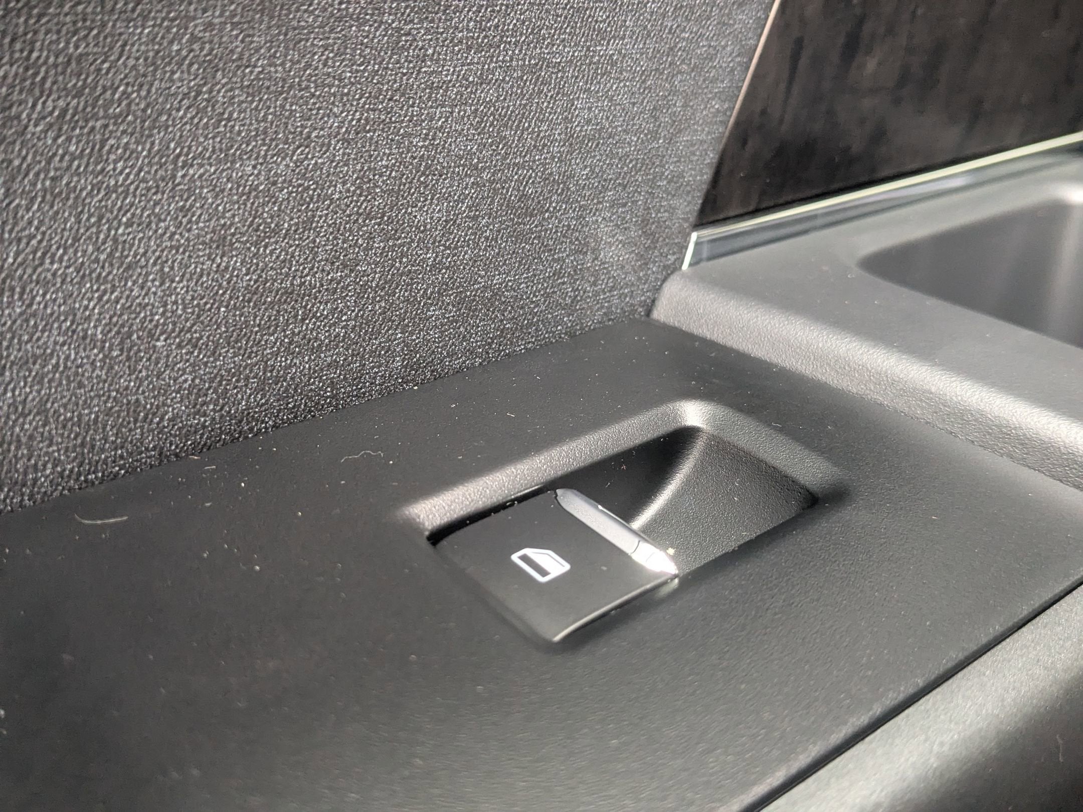 2025 Ford Super Duty F-350 SRW LARIAT