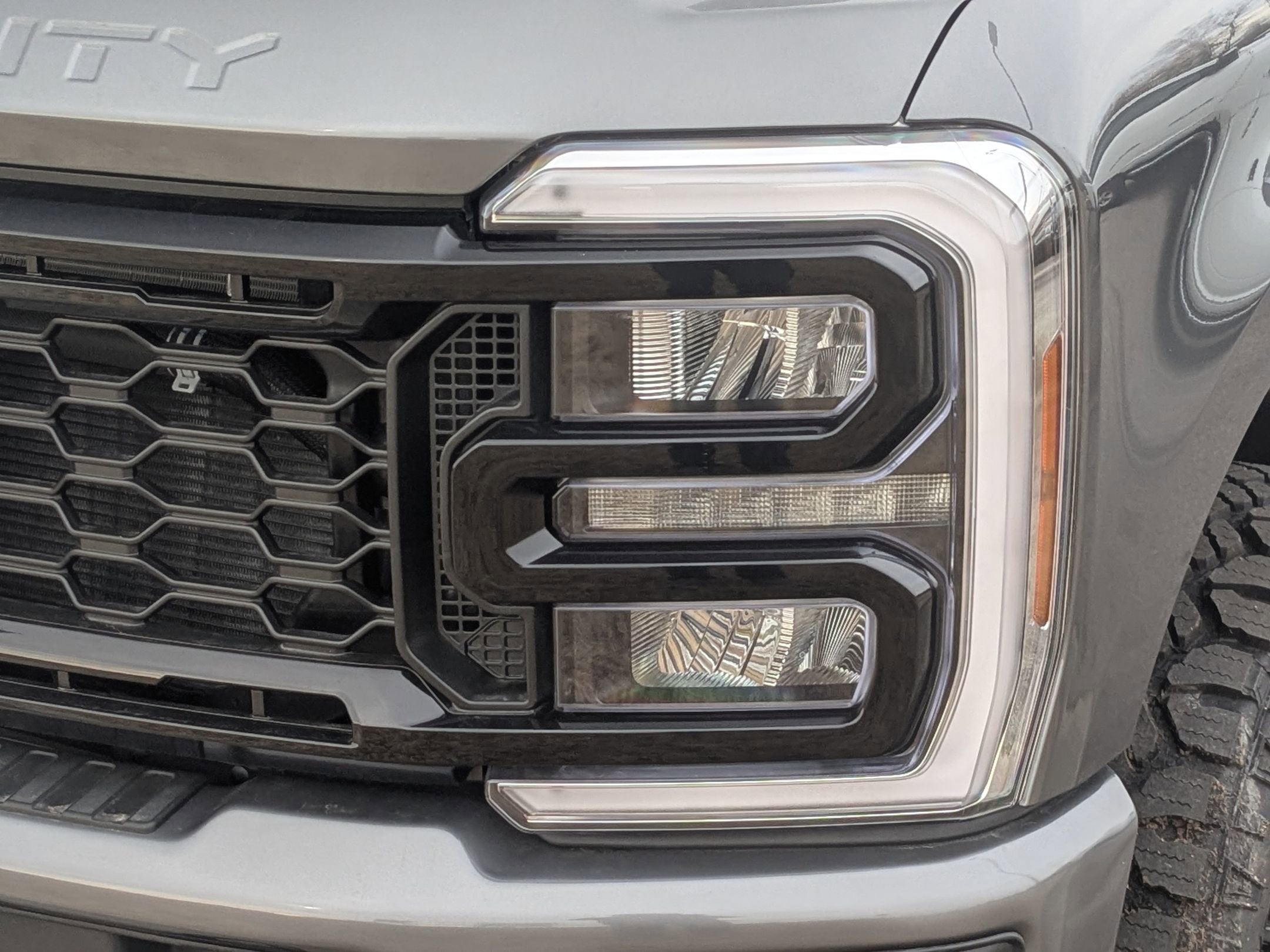 2025 Ford Super Duty F-350 SRW LARIAT