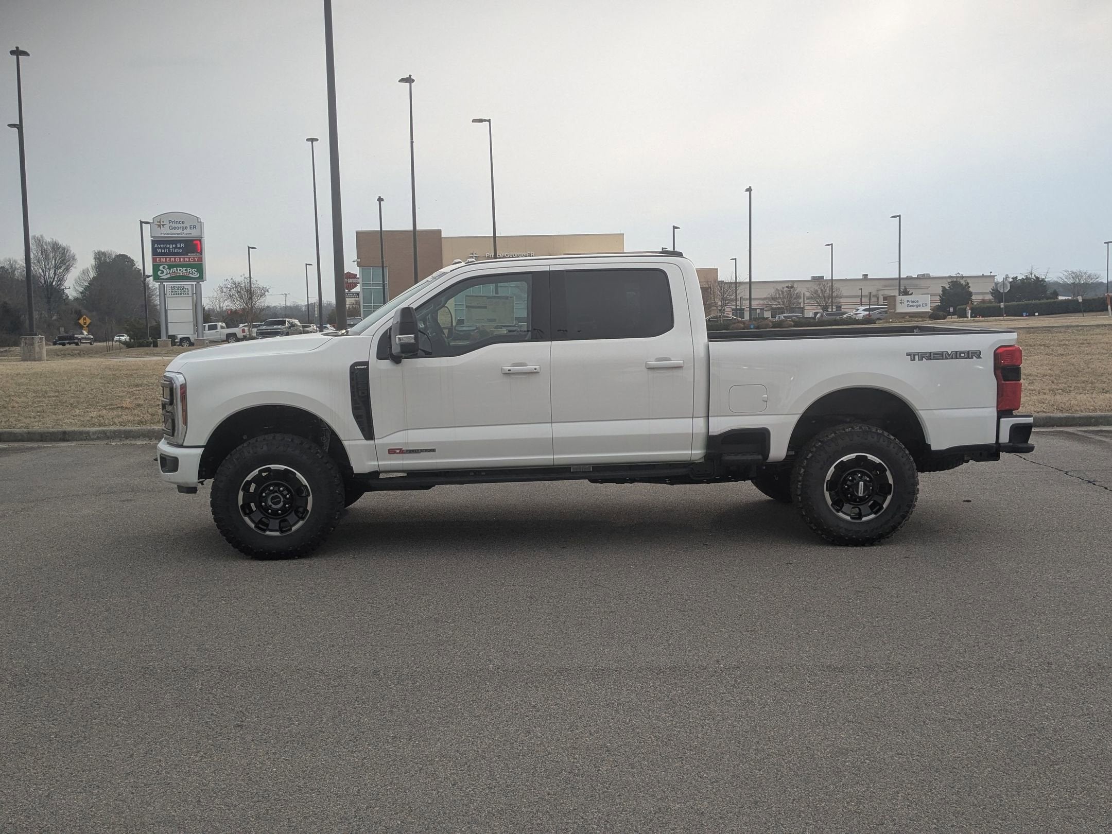 2025 Ford Super Duty F-350 SRW LARIAT