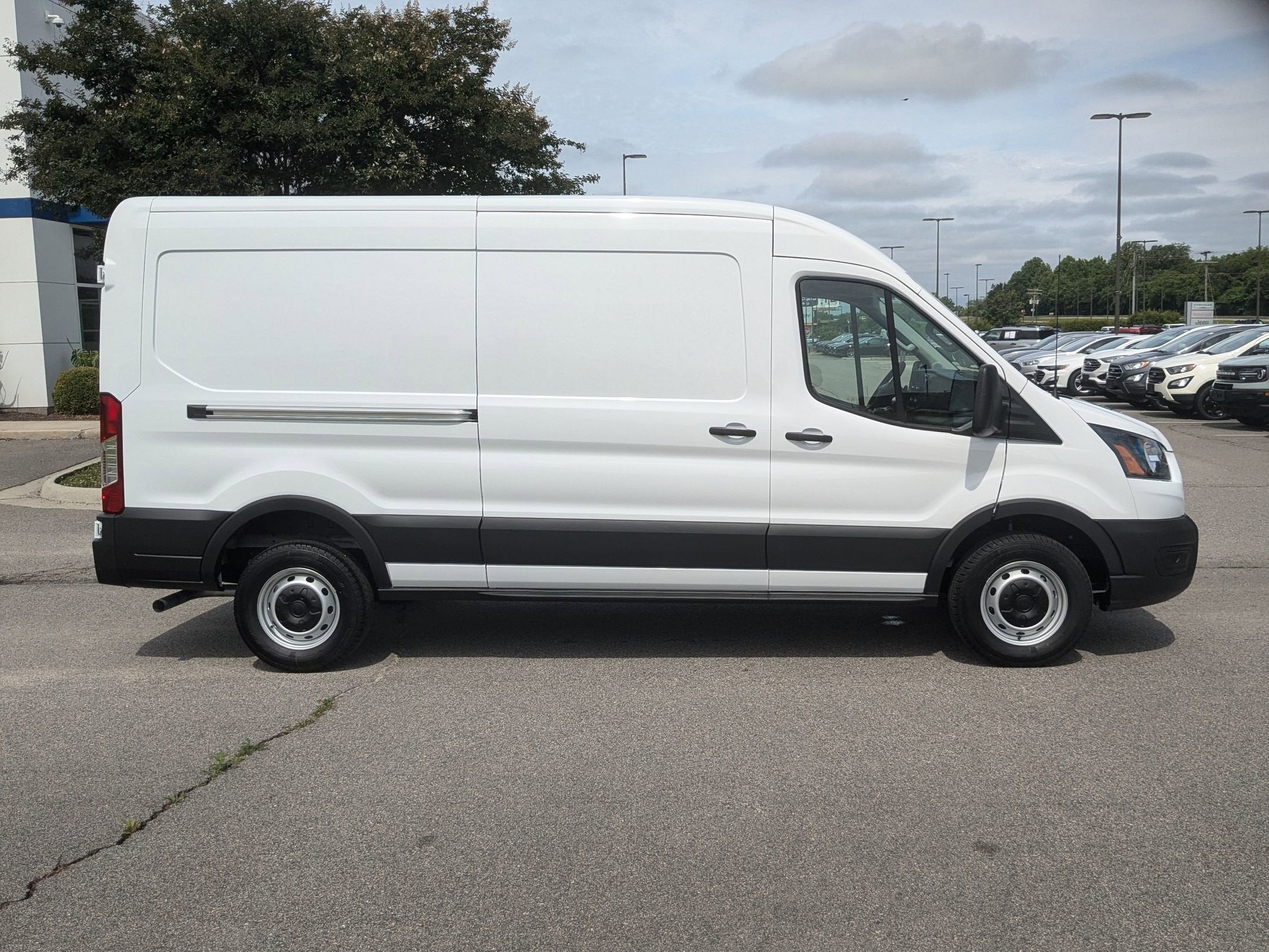 2025 Ford Transit Cargo Van Base