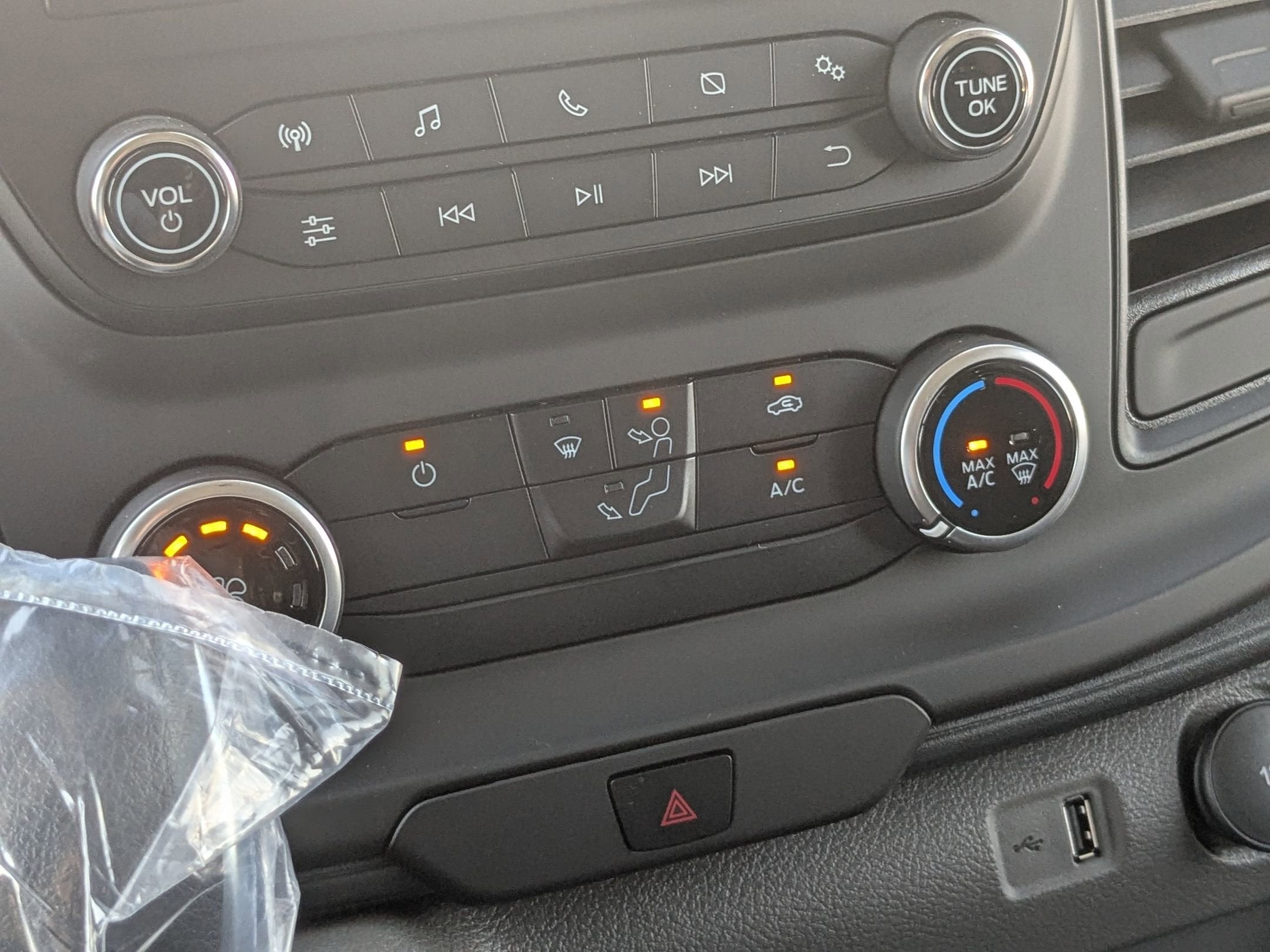 2025 Ford Transit Cargo Van Base