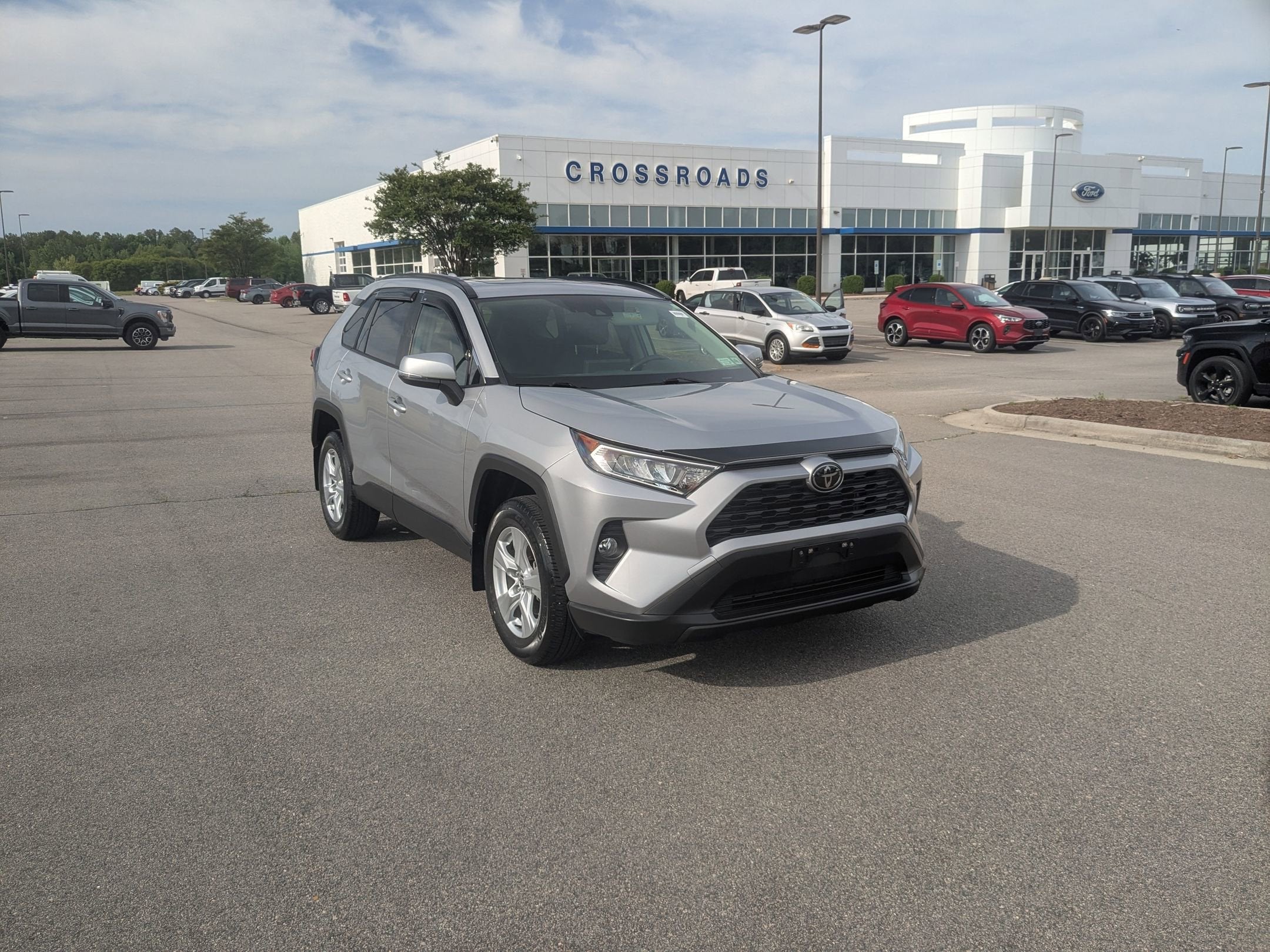 2020 Toyota RAV4 XLE