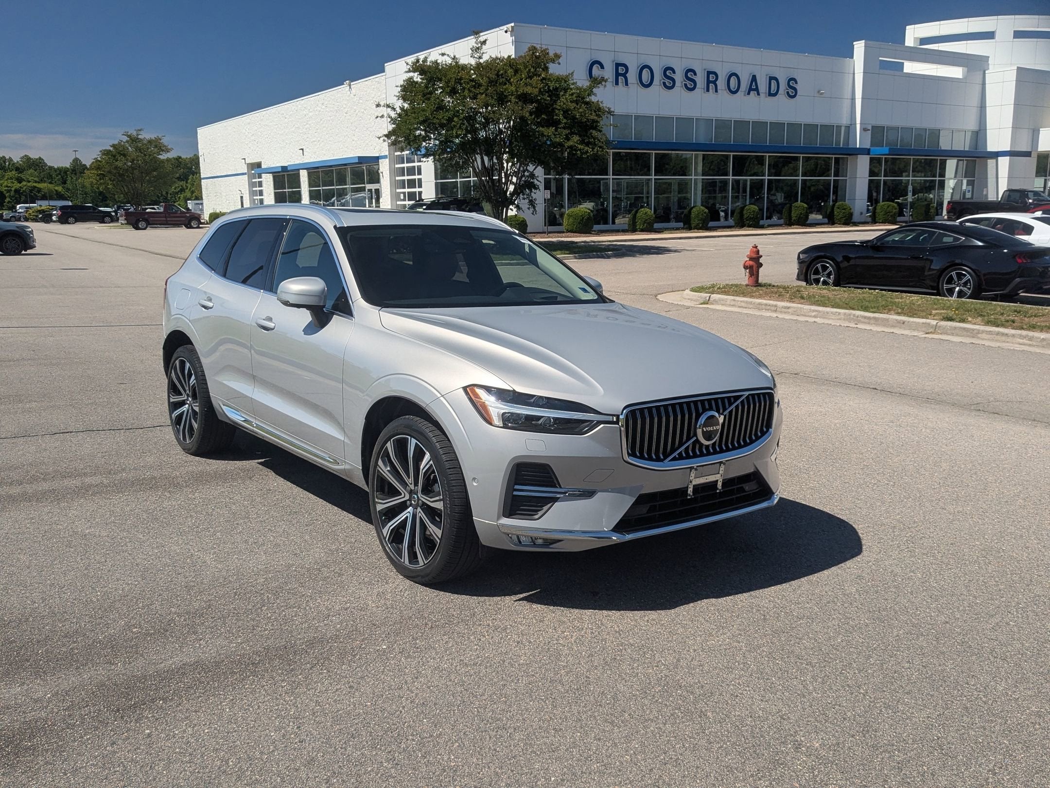2023 Volvo XC60 Ultimate Bright Theme
