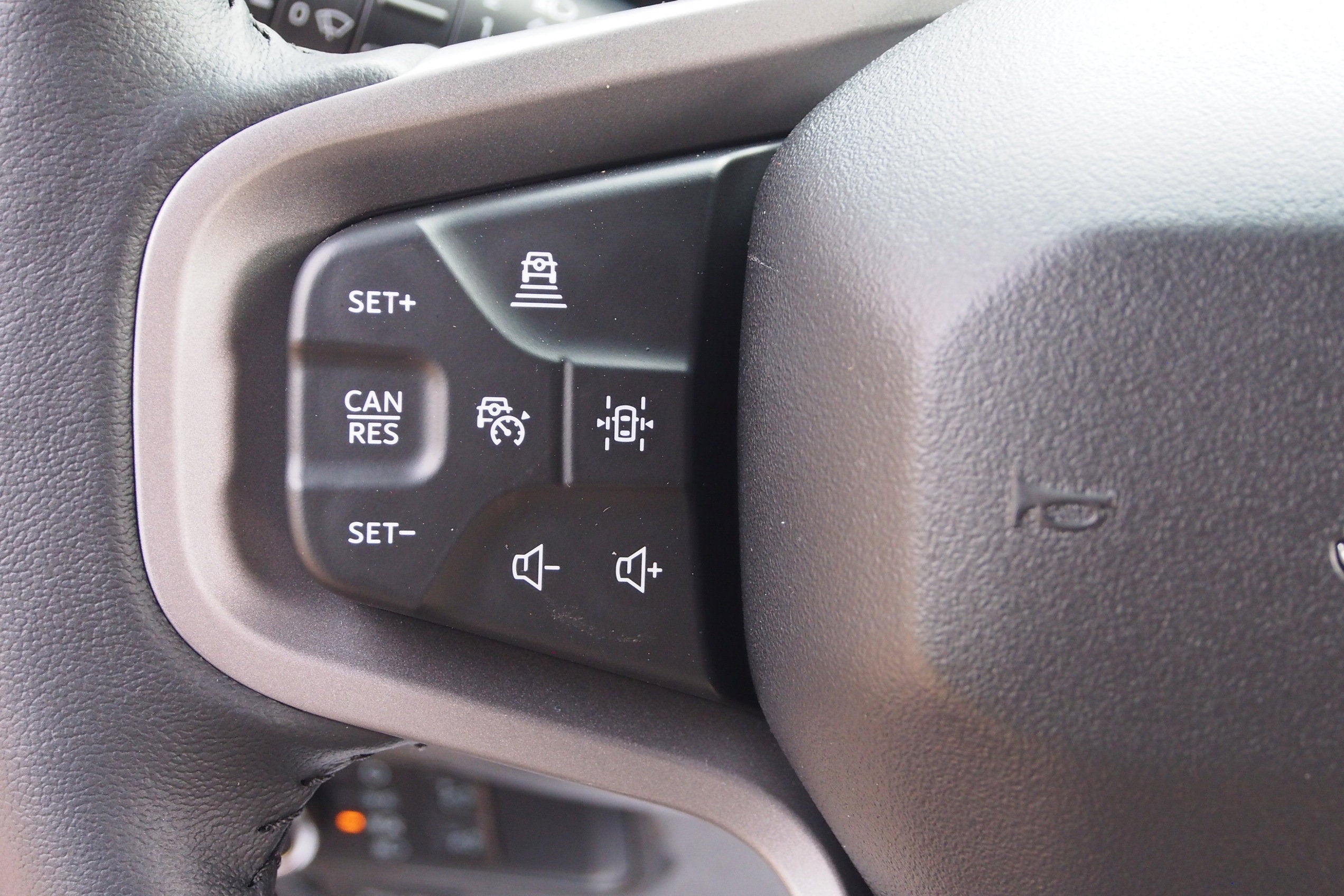 2025 Ford Bronco Outer Banks - Crossroads Courtesy Demo