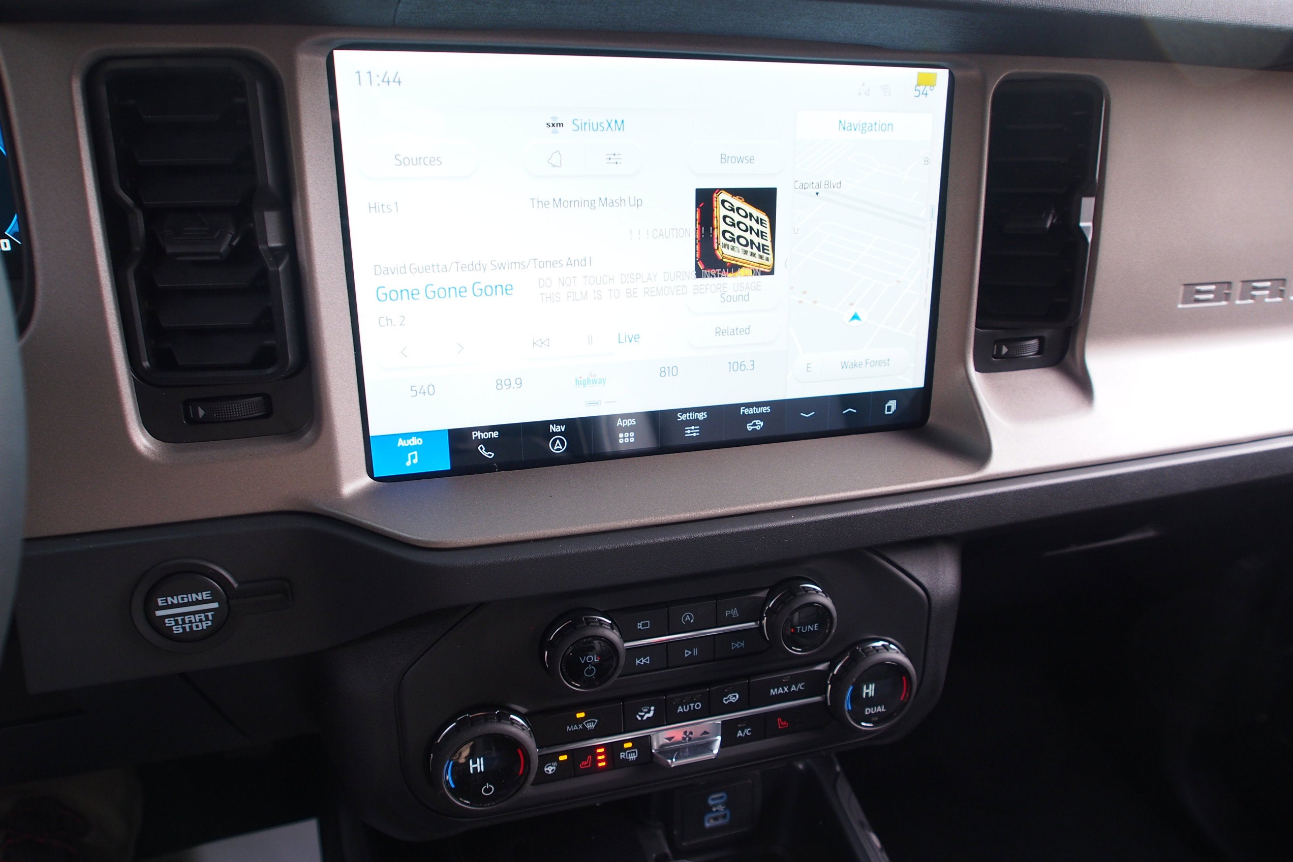 2025 Ford Bronco Outer Banks - Crossroads Courtesy Demo