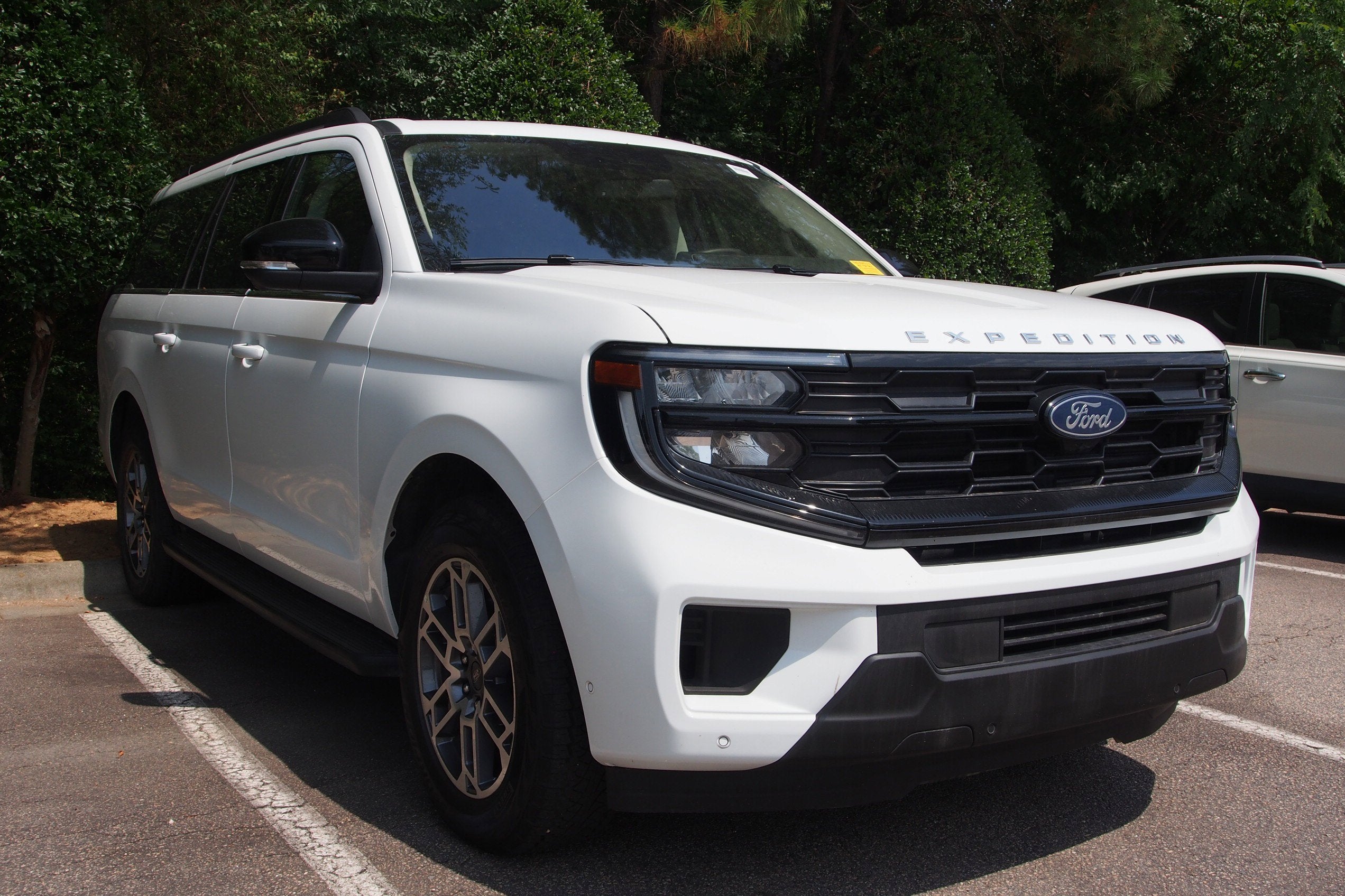 2025 Ford Expedition Max Active