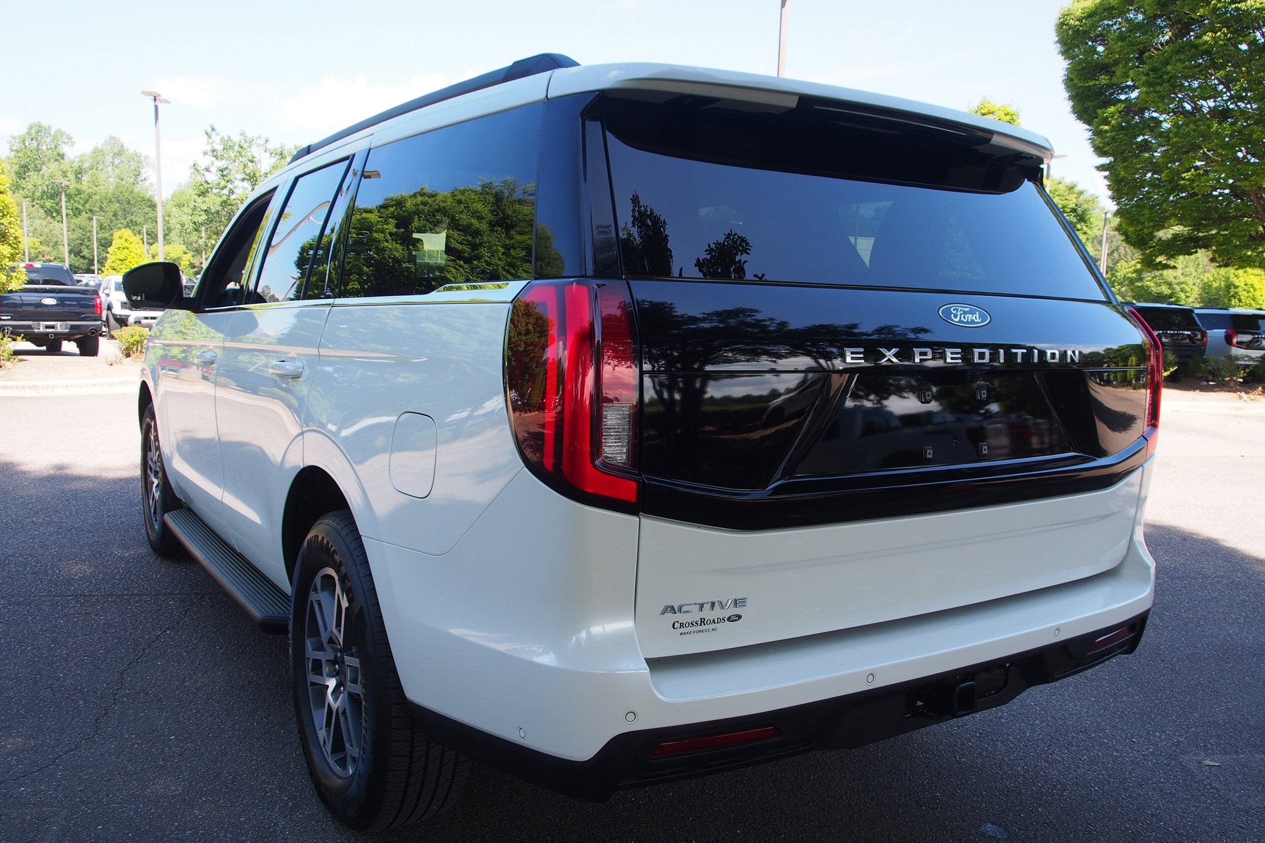 2025 Ford Expedition Active