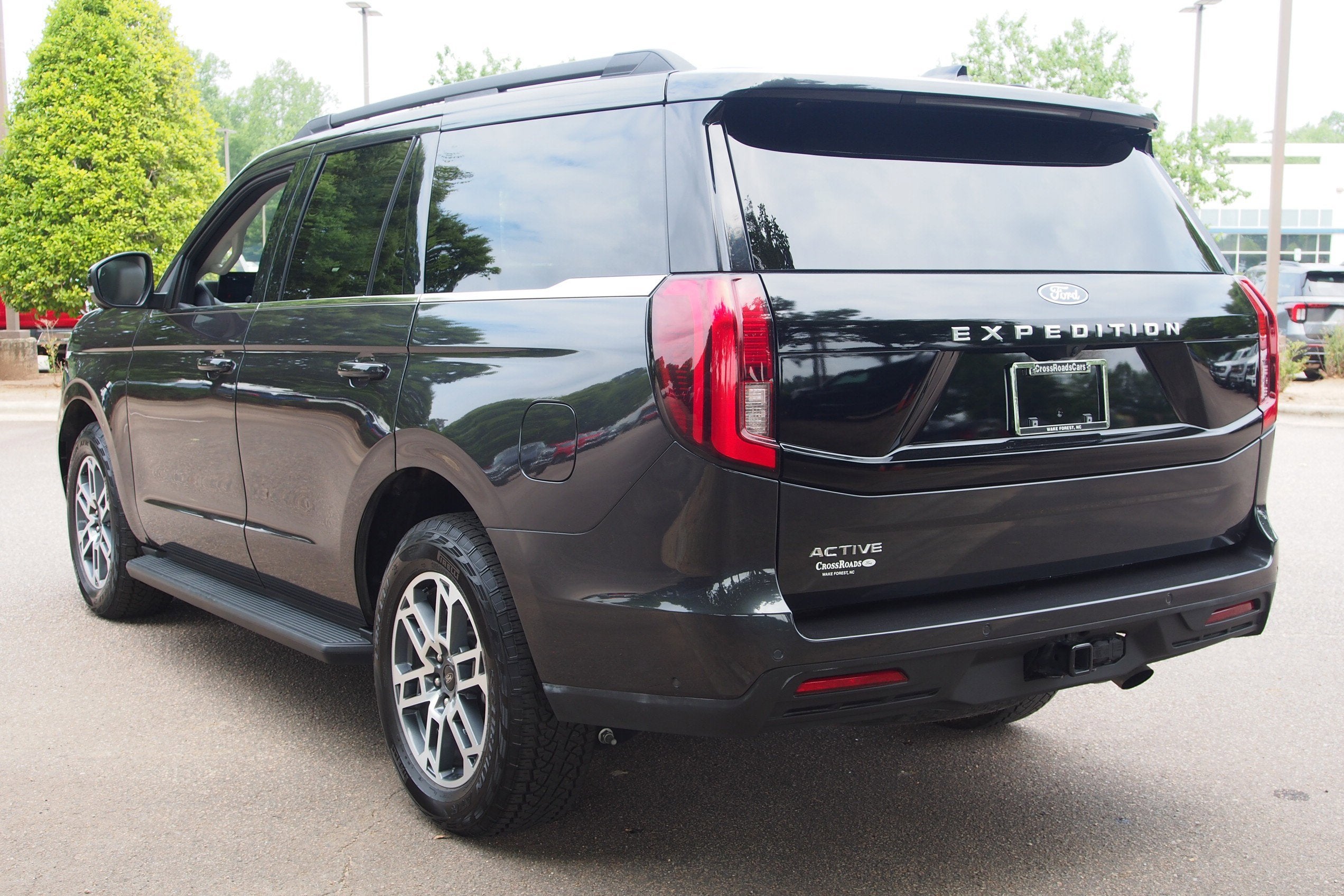 2025 Ford Expedition Active