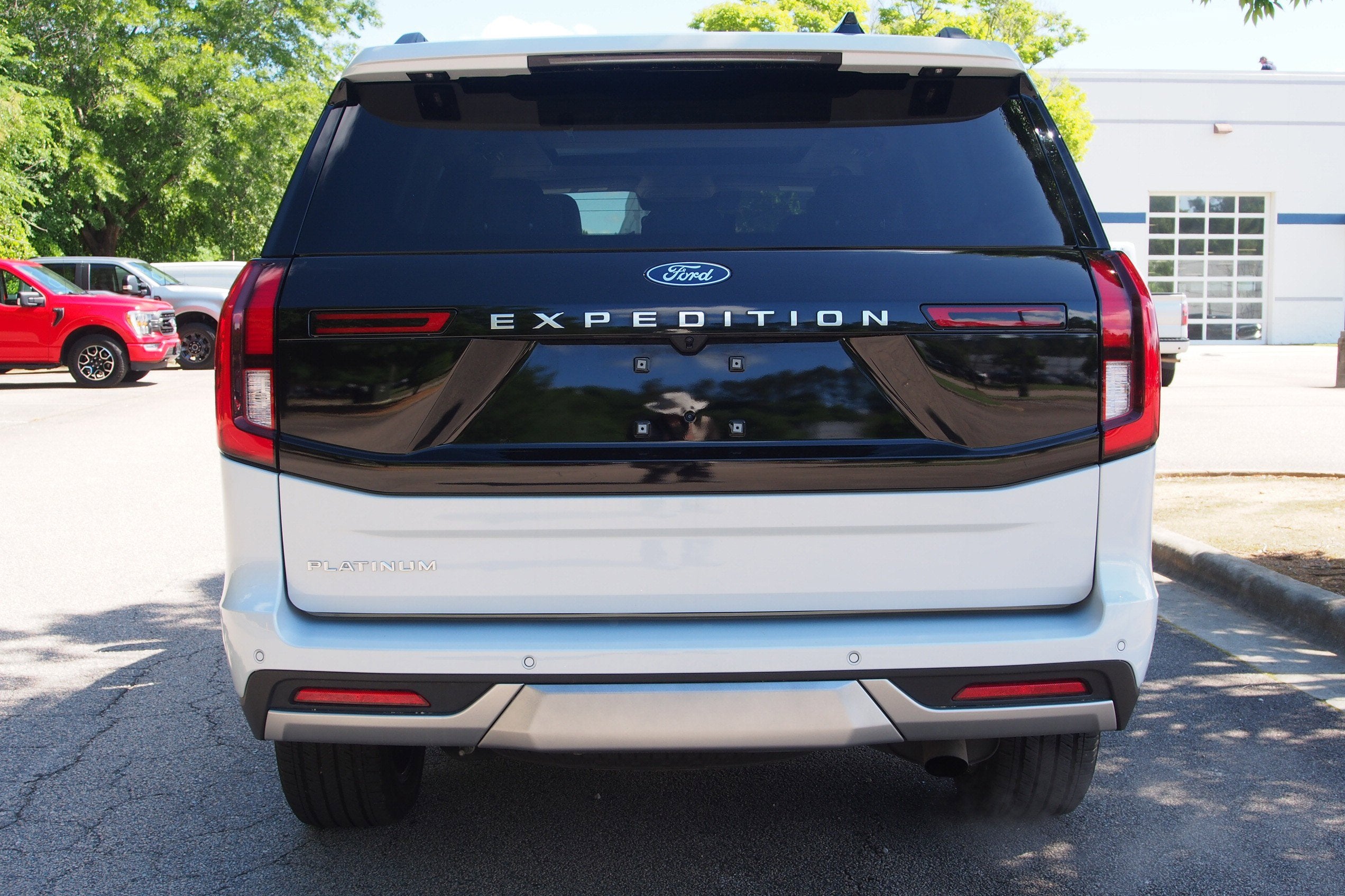 2025 Ford Expedition Platinum