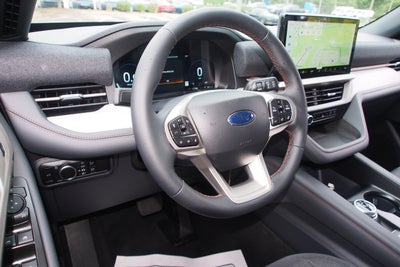 2027 Ford Explorer Active w/200A Pkg