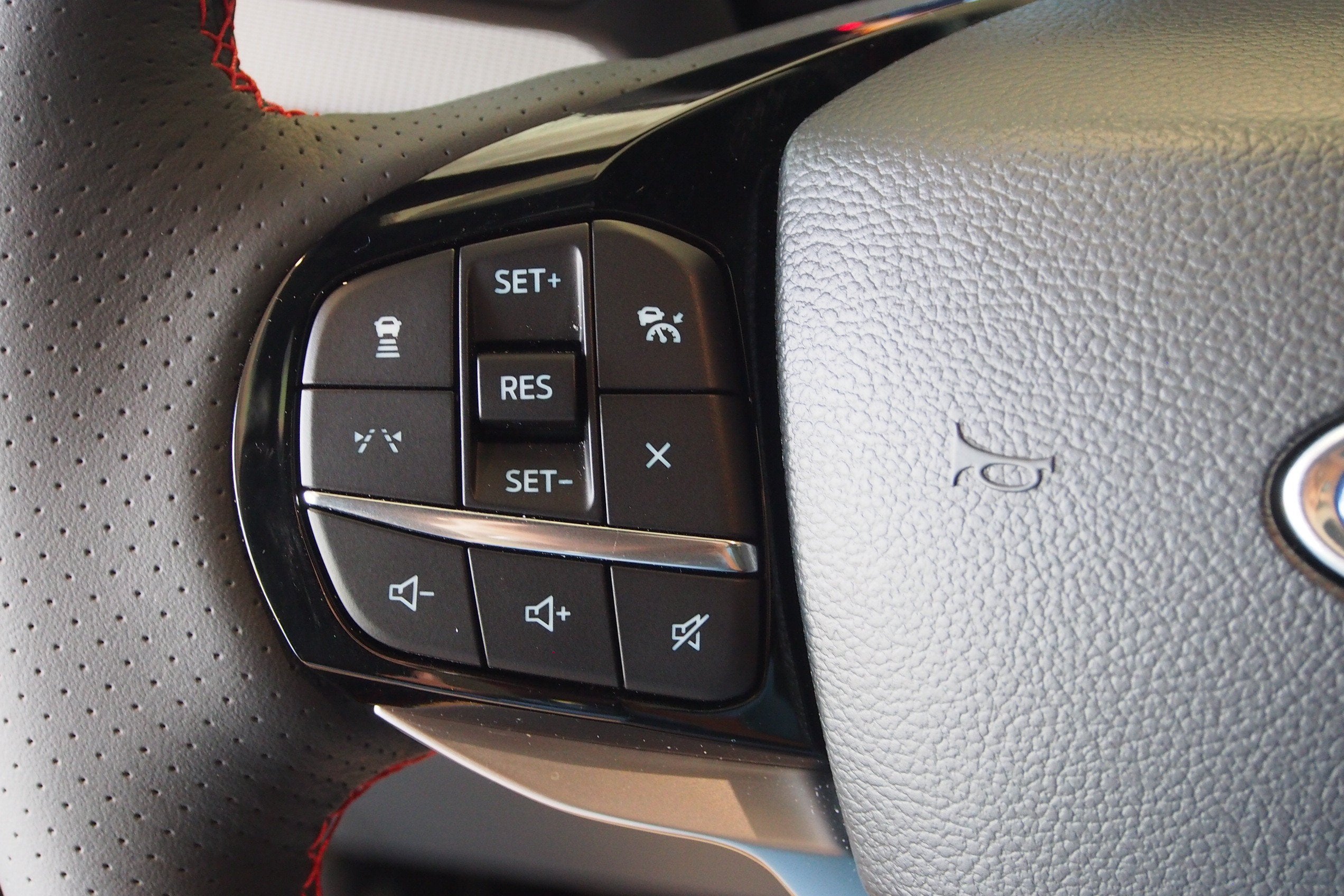 2026 Ford Explorer ST-Line - Crossroads Courtesy Demo