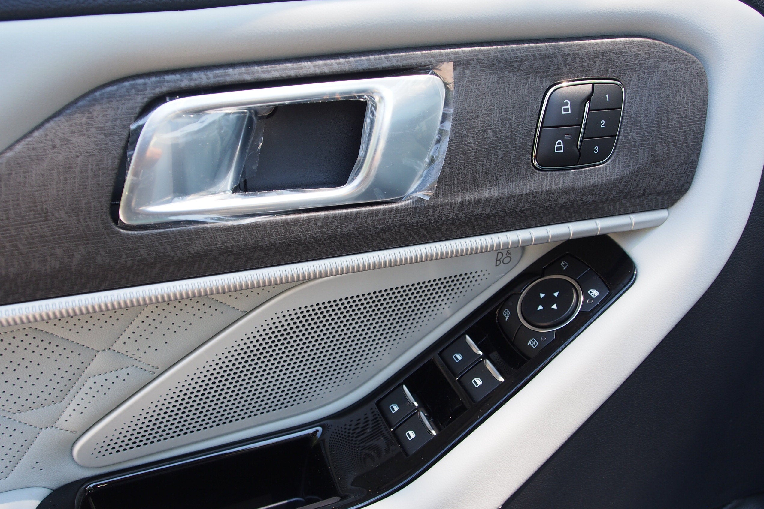 2026 Ford Explorer Platinum - Crossroads Courtesy Demo