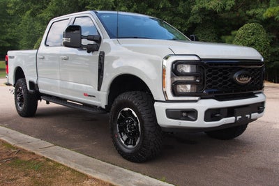 2025 Ford Super Duty F-350 SRW LARIAT