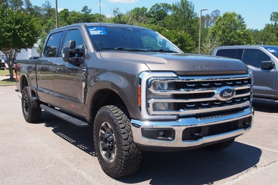 2023 Ford Super Duty F-350 SRW LARIAT
