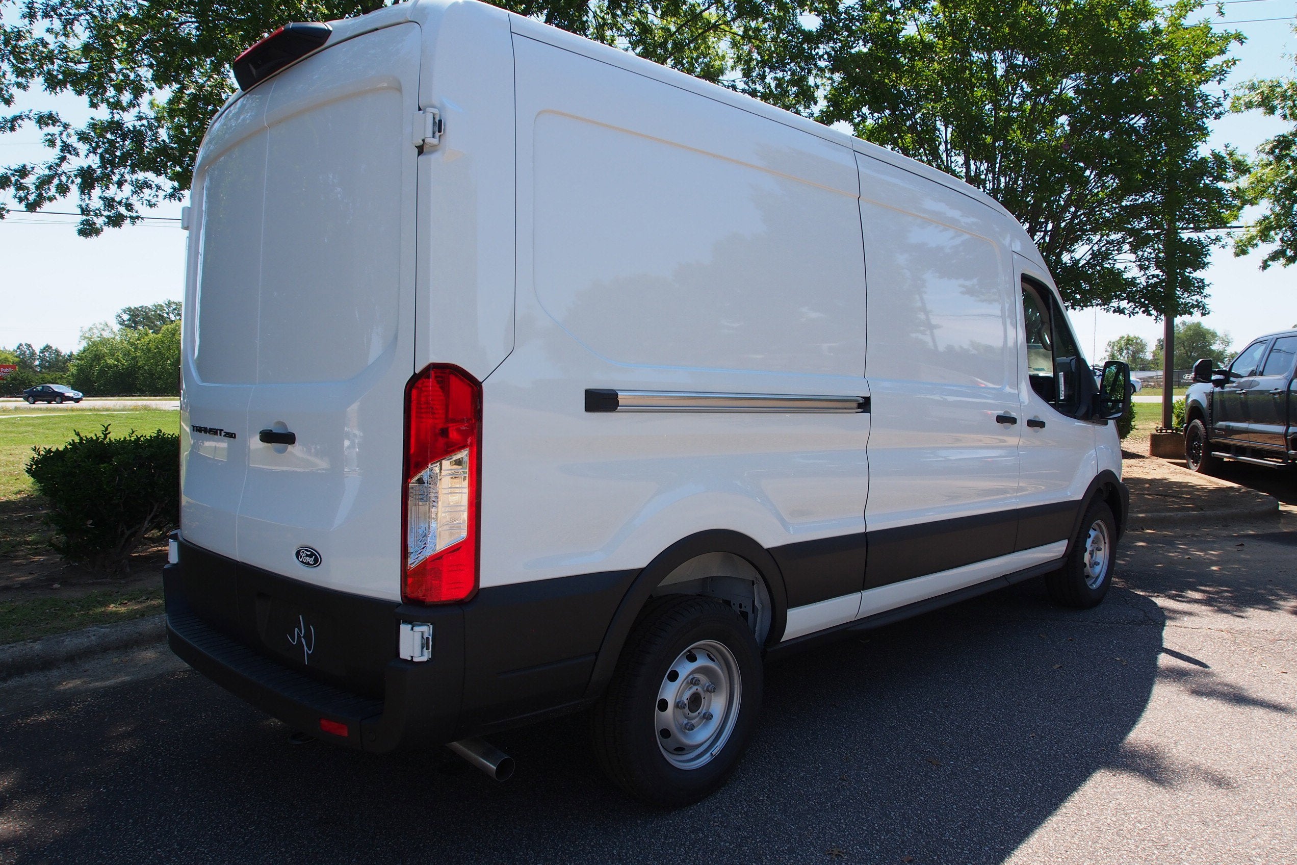 2026 Ford Transit Cargo Van Base