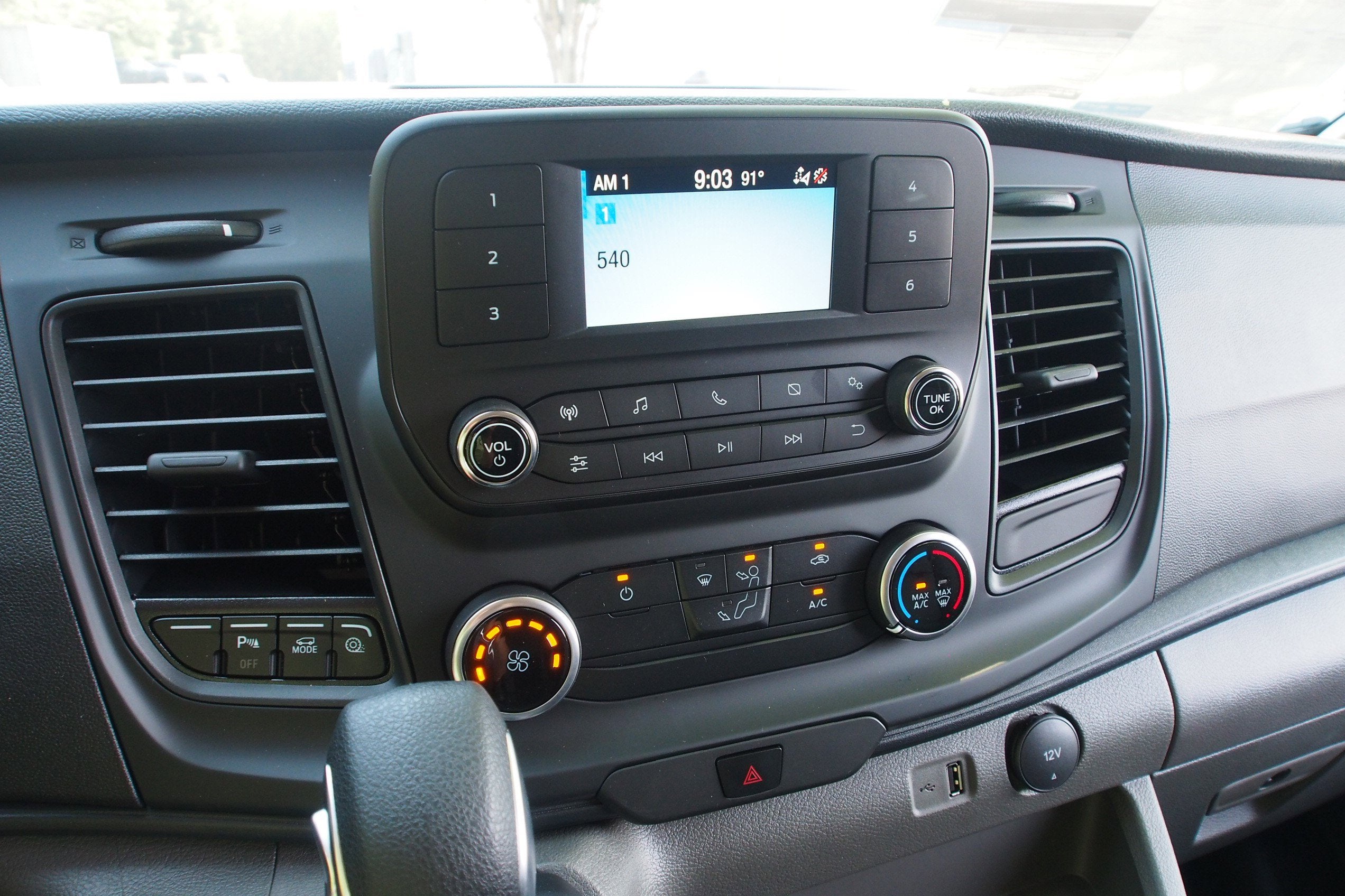 2025 Ford Transit Cargo Van Base