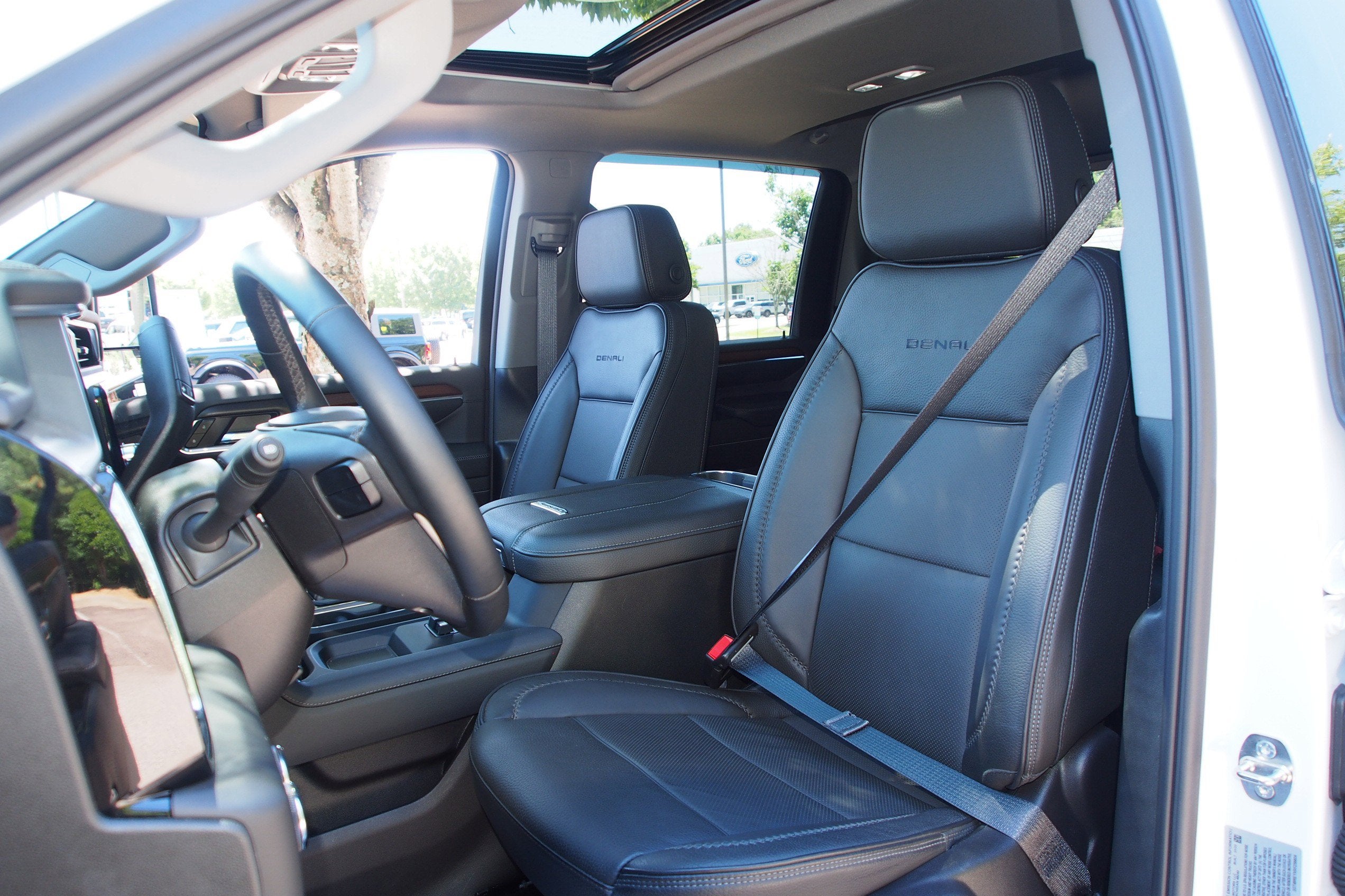 2024 GMC Sierra 2500HD Denali