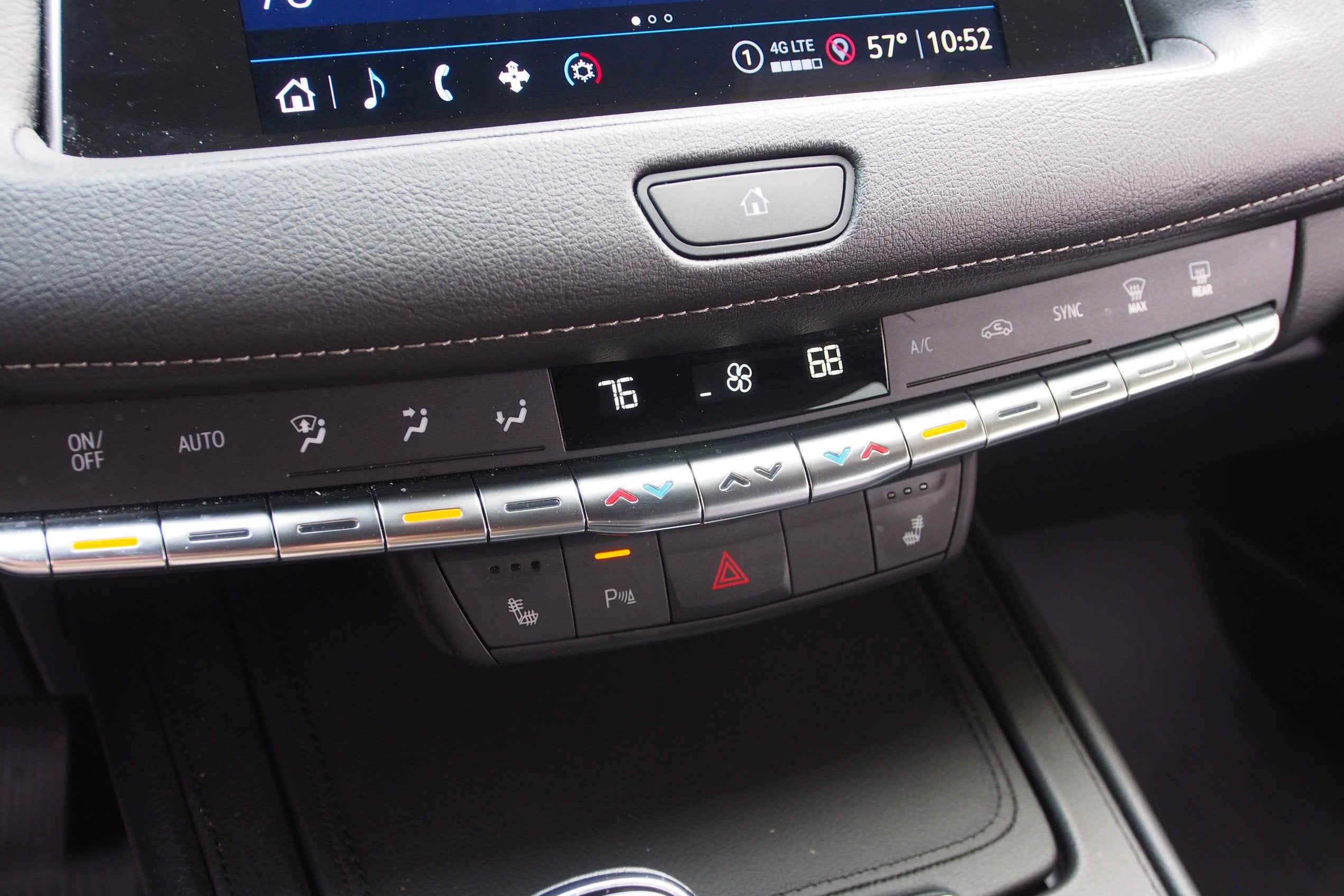 2023 Cadillac XT4 FWD Luxury