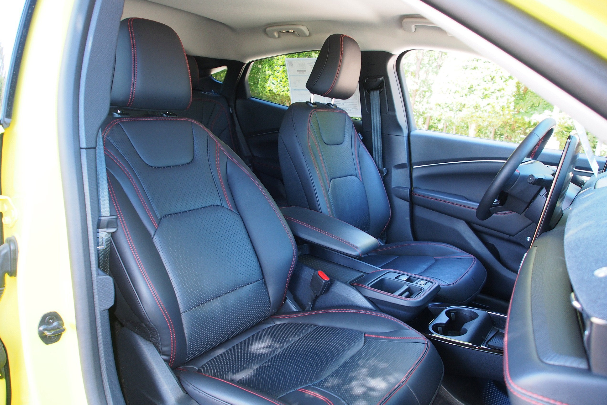 2025 Ford Mustang Mach-E Premium