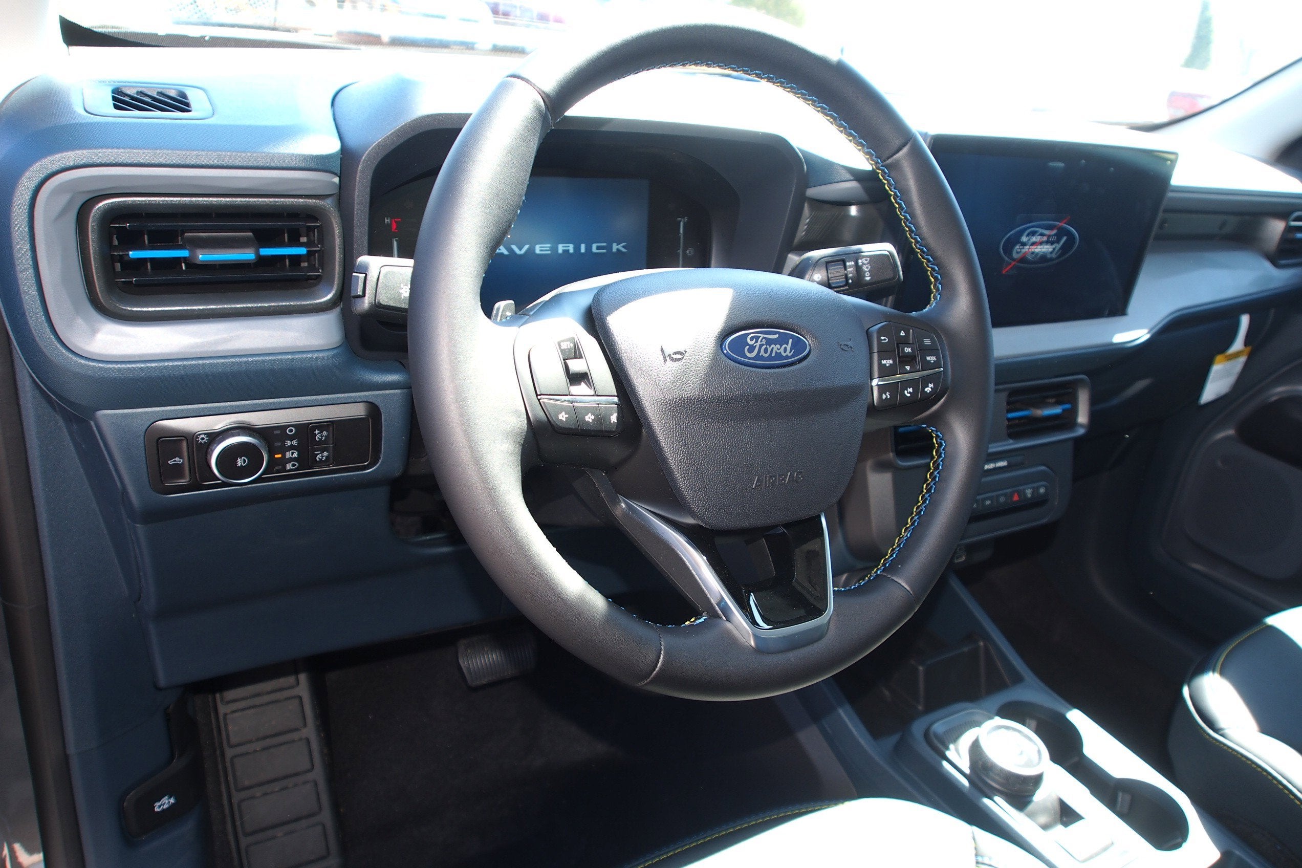 2026 Ford Maverick Lobo Standard