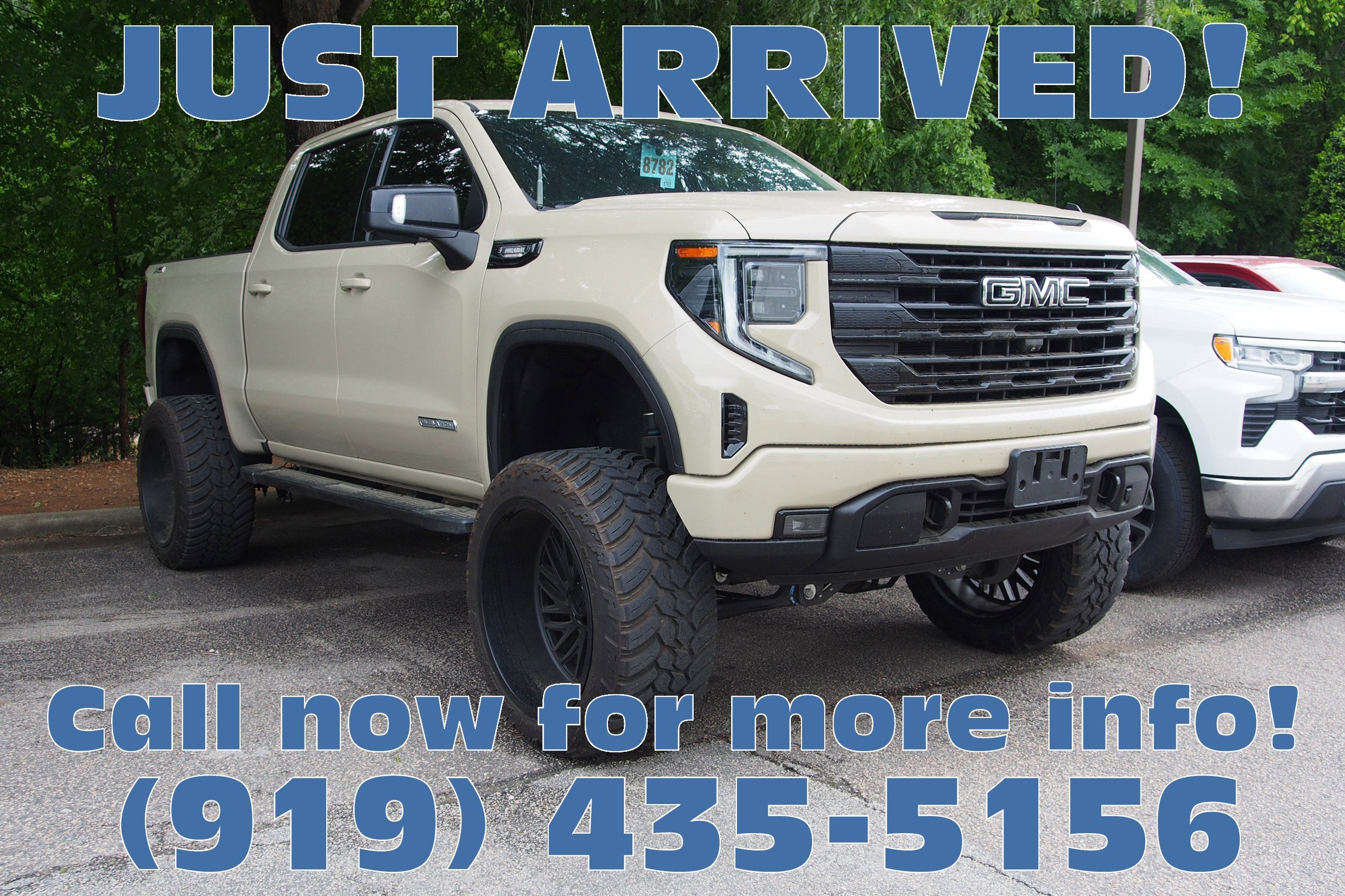 2022 GMC Sierra 1500 Elevation