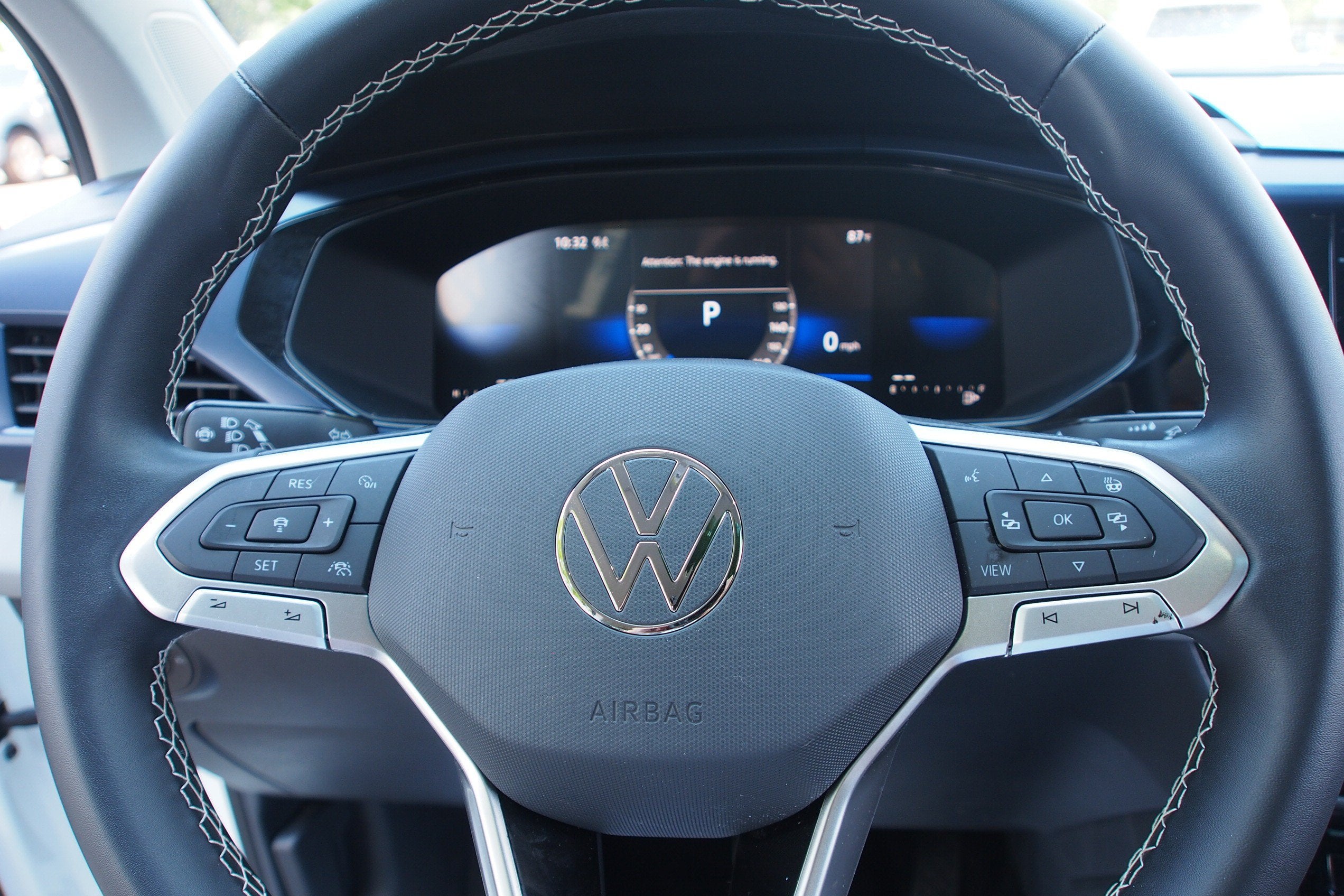 2023 Volkswagen Taos SE