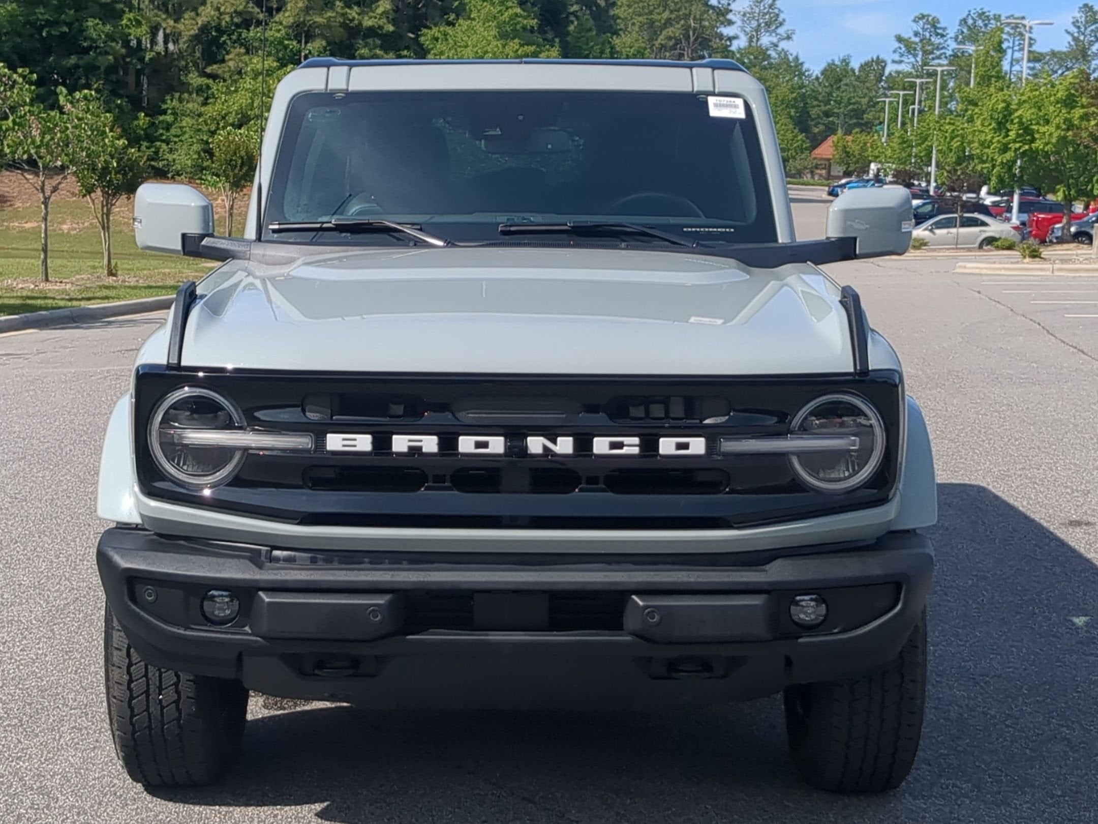 2024 Ford Bronco Outer Banks